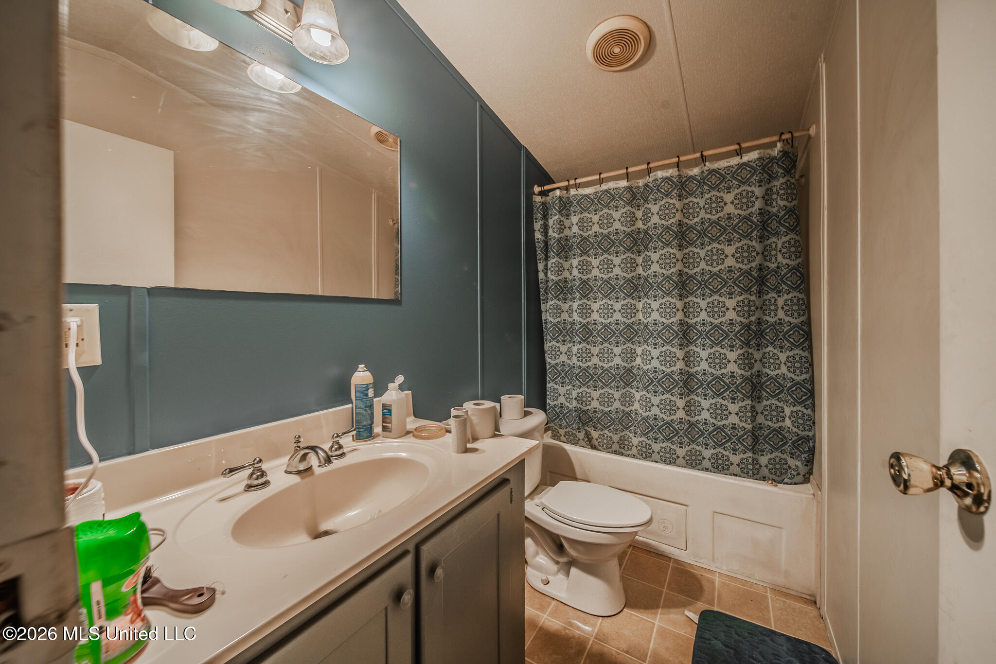 12229 County Farm Road Property Photo 44