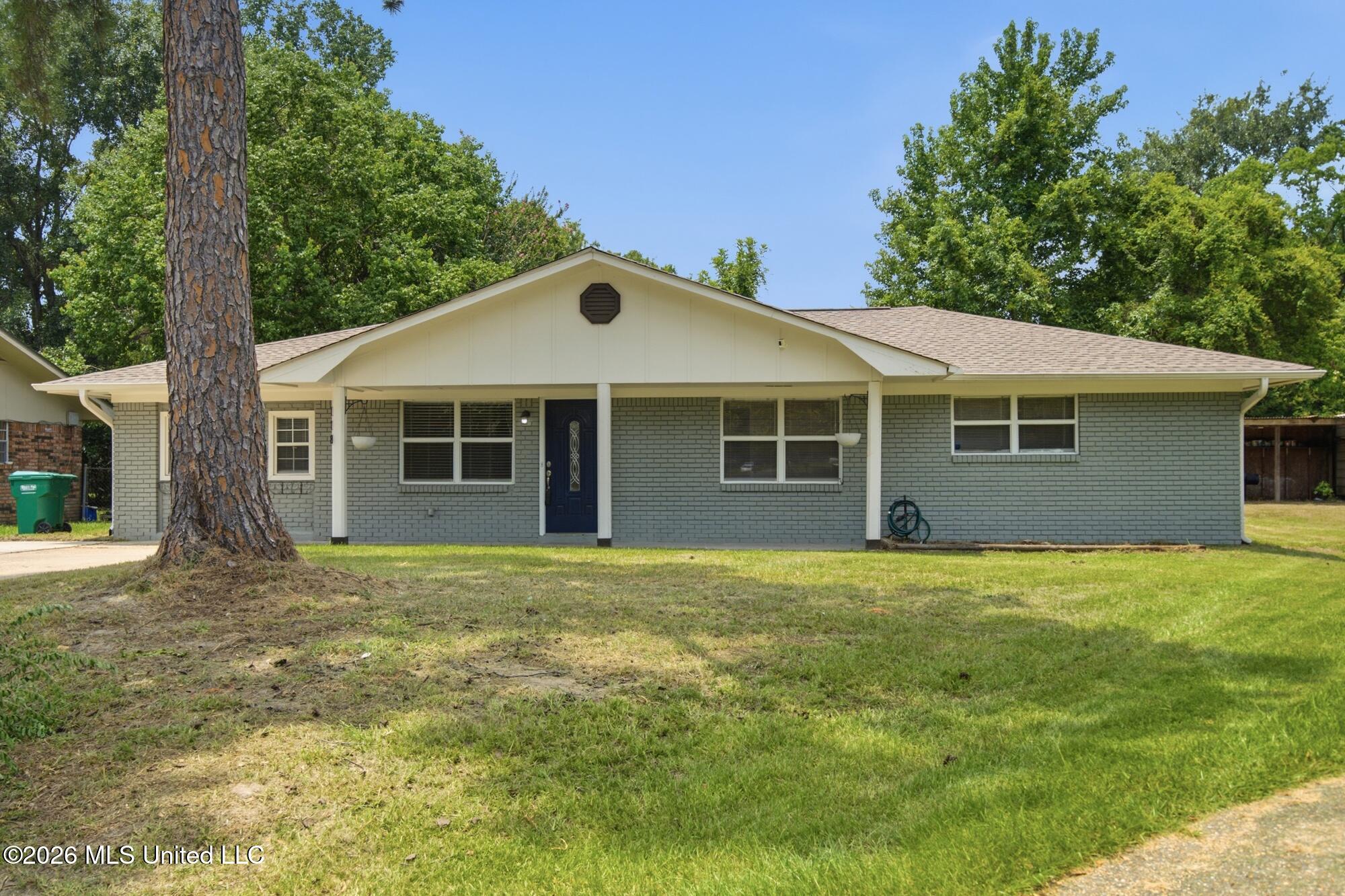 118 Ben Drive Property Photo 1
