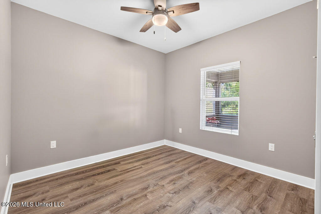 5075 D W North Road Property Photo 22