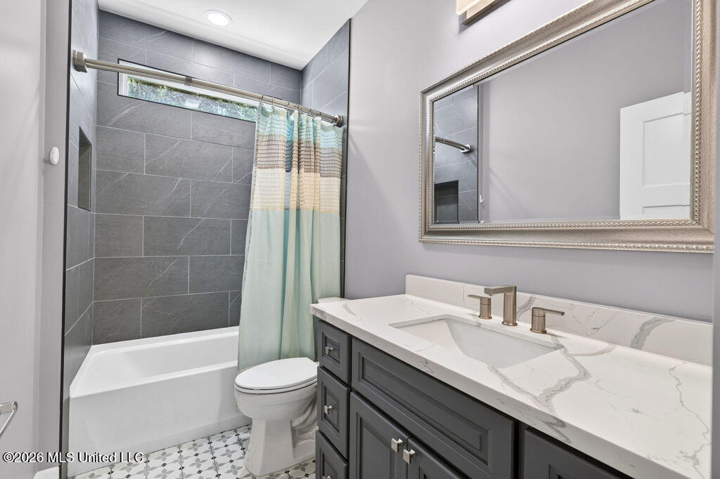 5075 D W North Road Property Photo 23