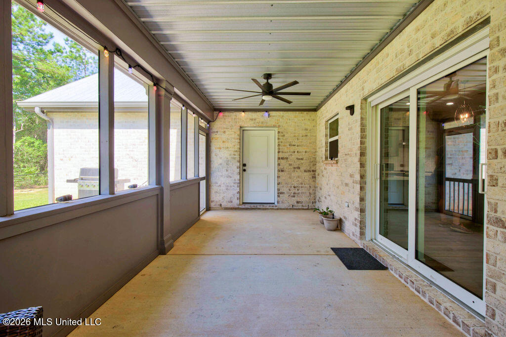 5075 D W North Road Property Photo 25