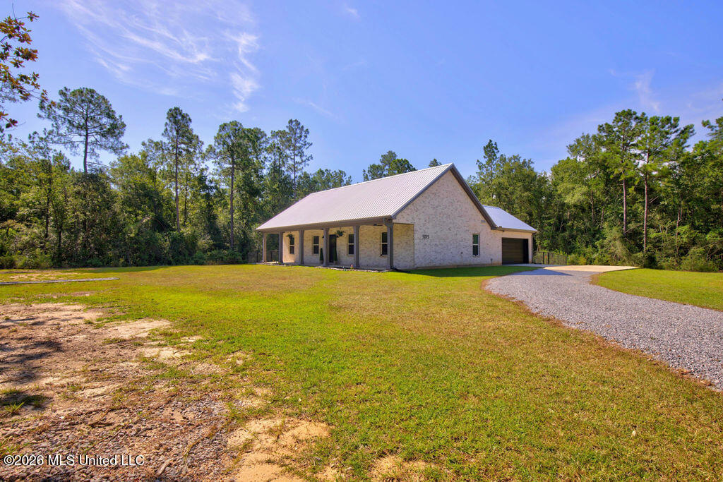 5075 D W North Road Property Photo 29