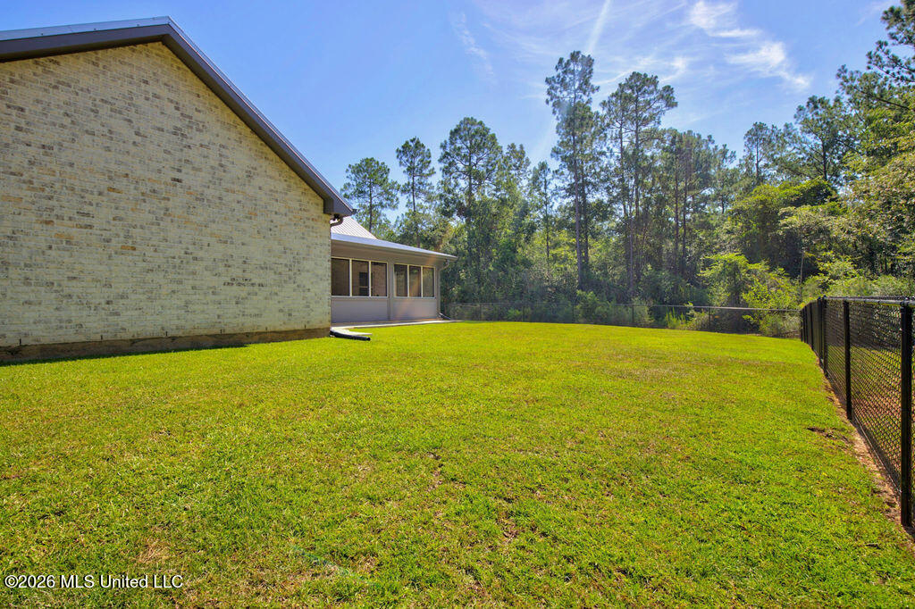 5075 D W North Road Property Photo 32