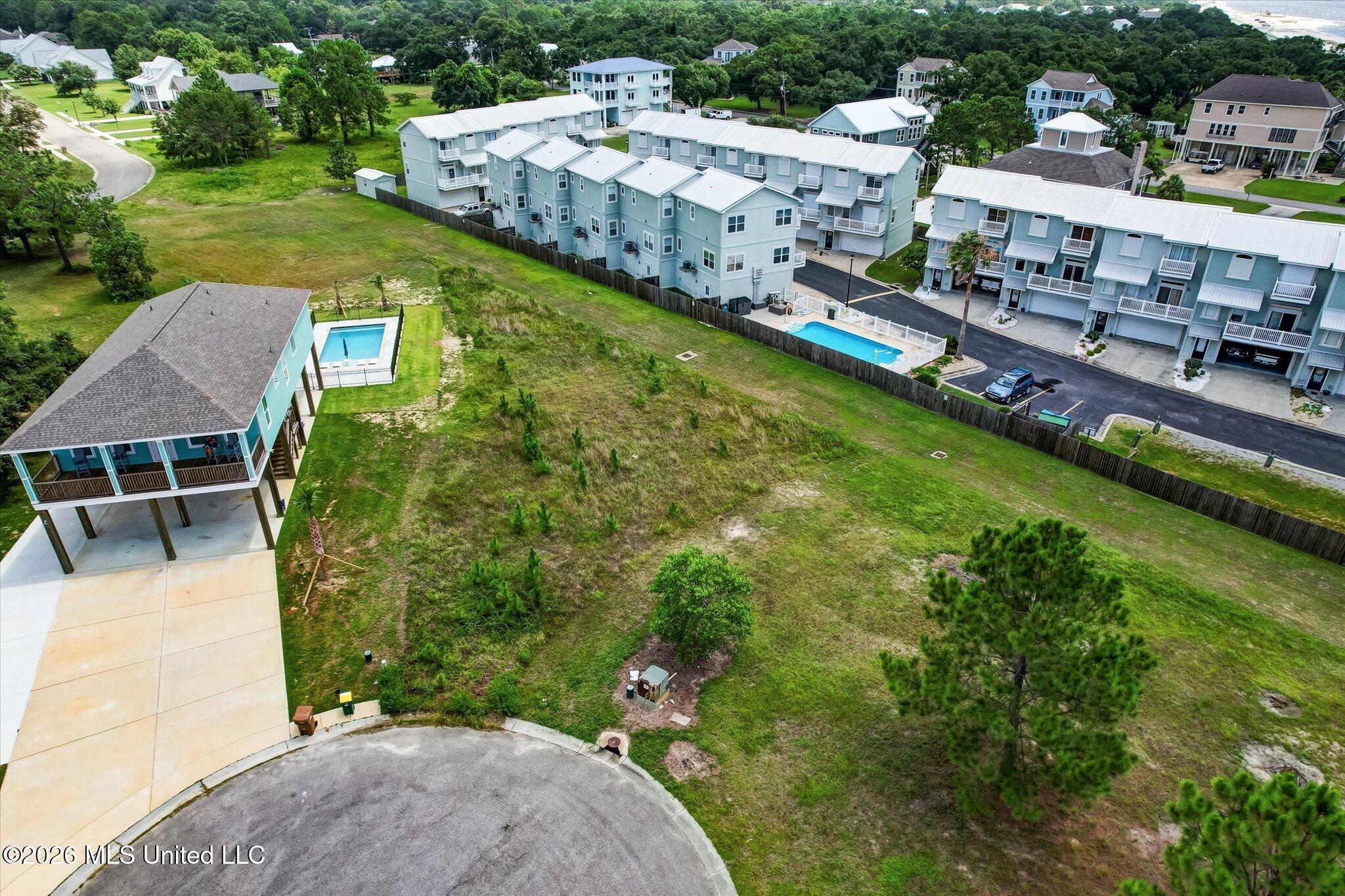 2 Sea View Circle Property Photo 3
