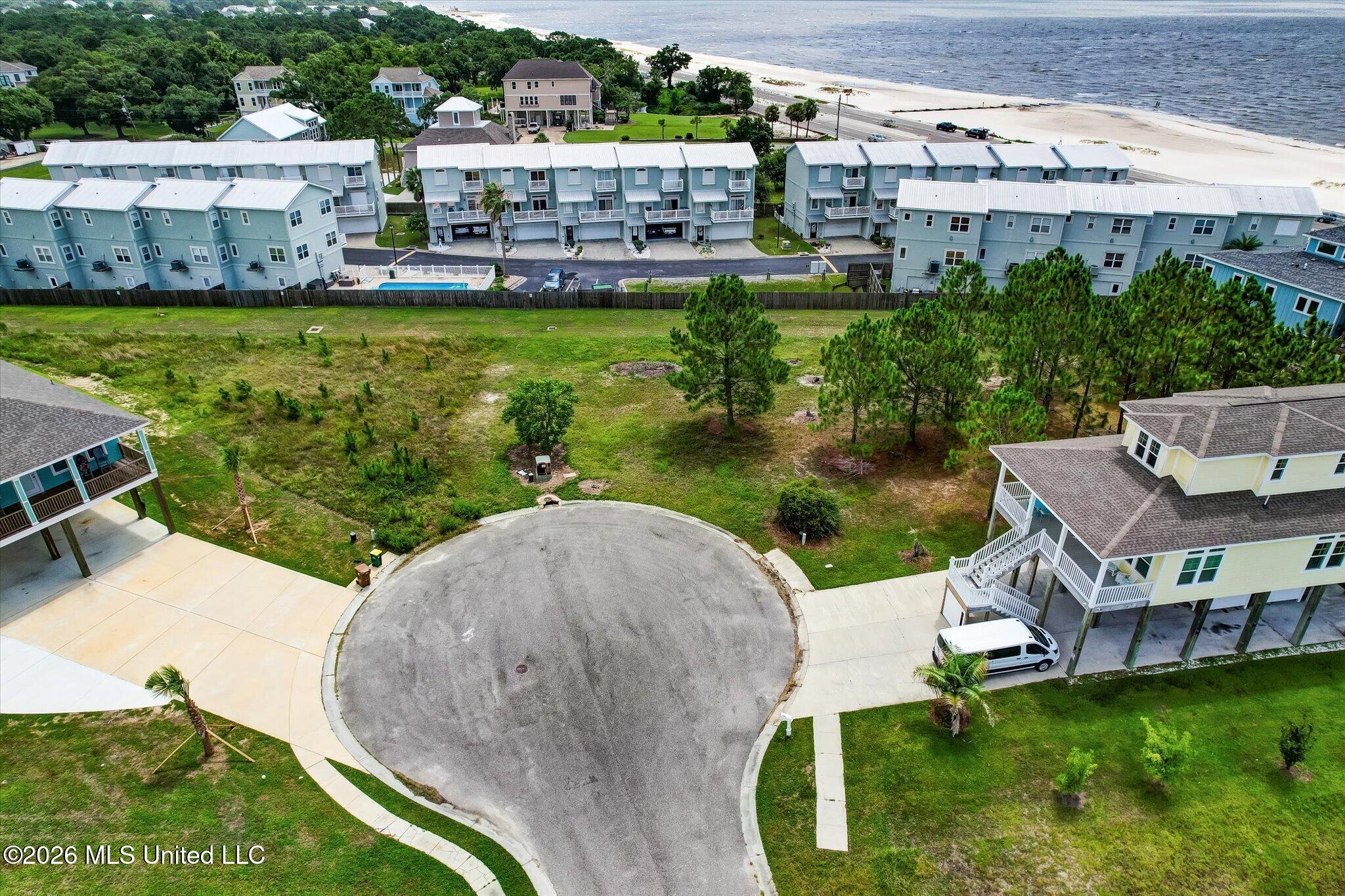 2 Sea View Circle Property Photo 12