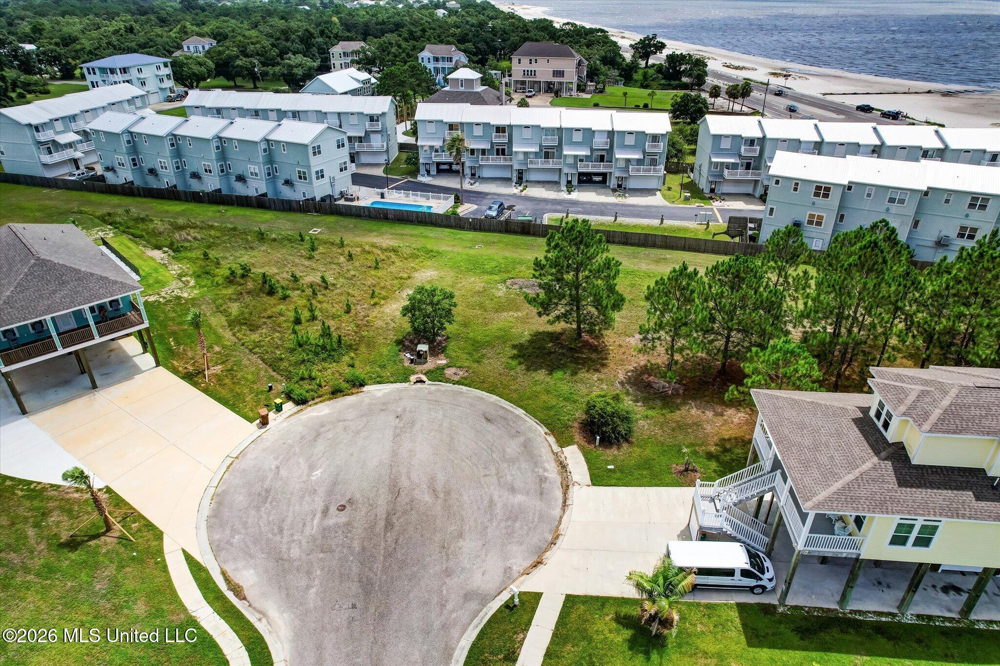 2 Sea View Circle Property Photo 13