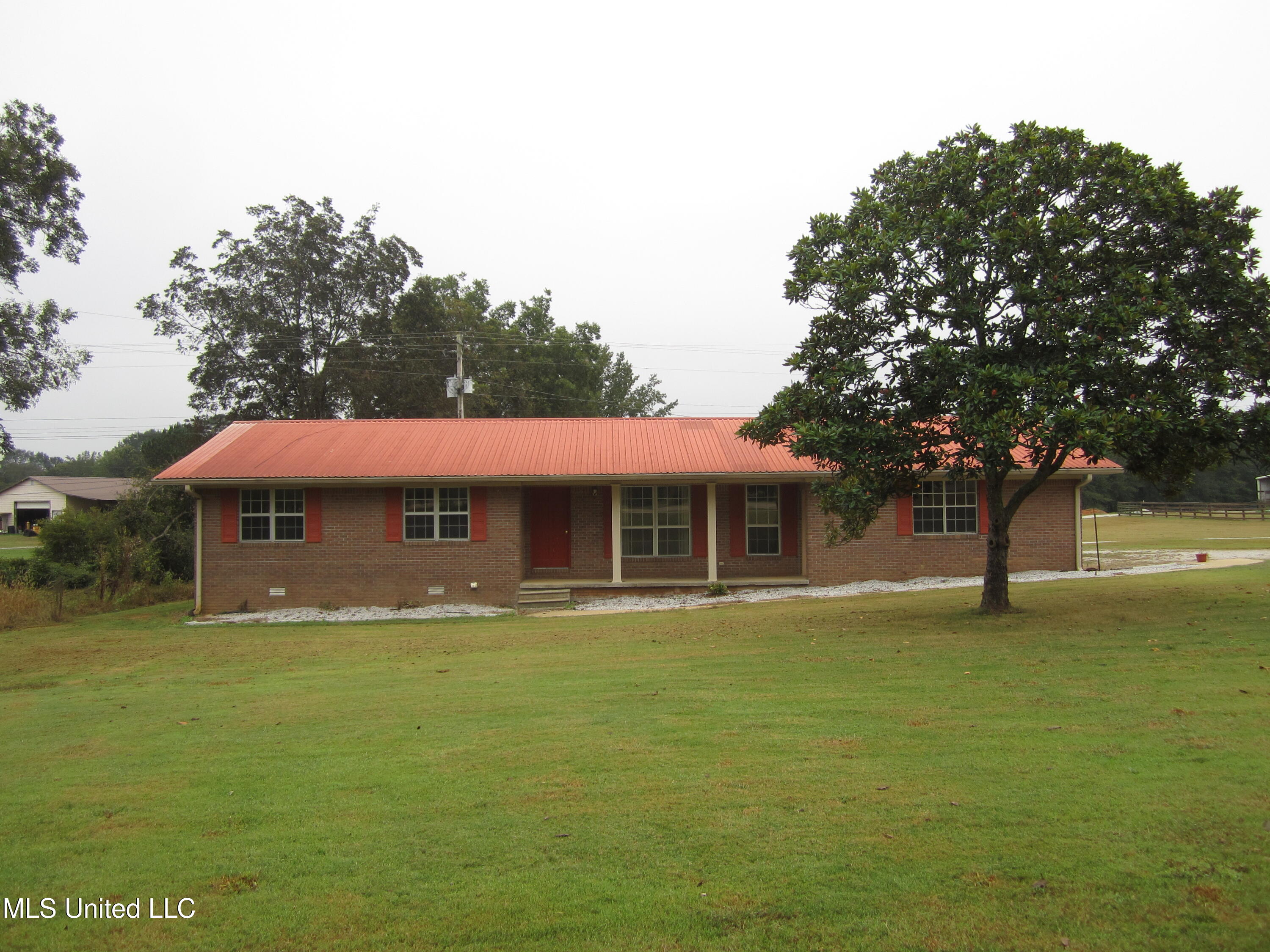 1558 Ms-30 Property Photo 1