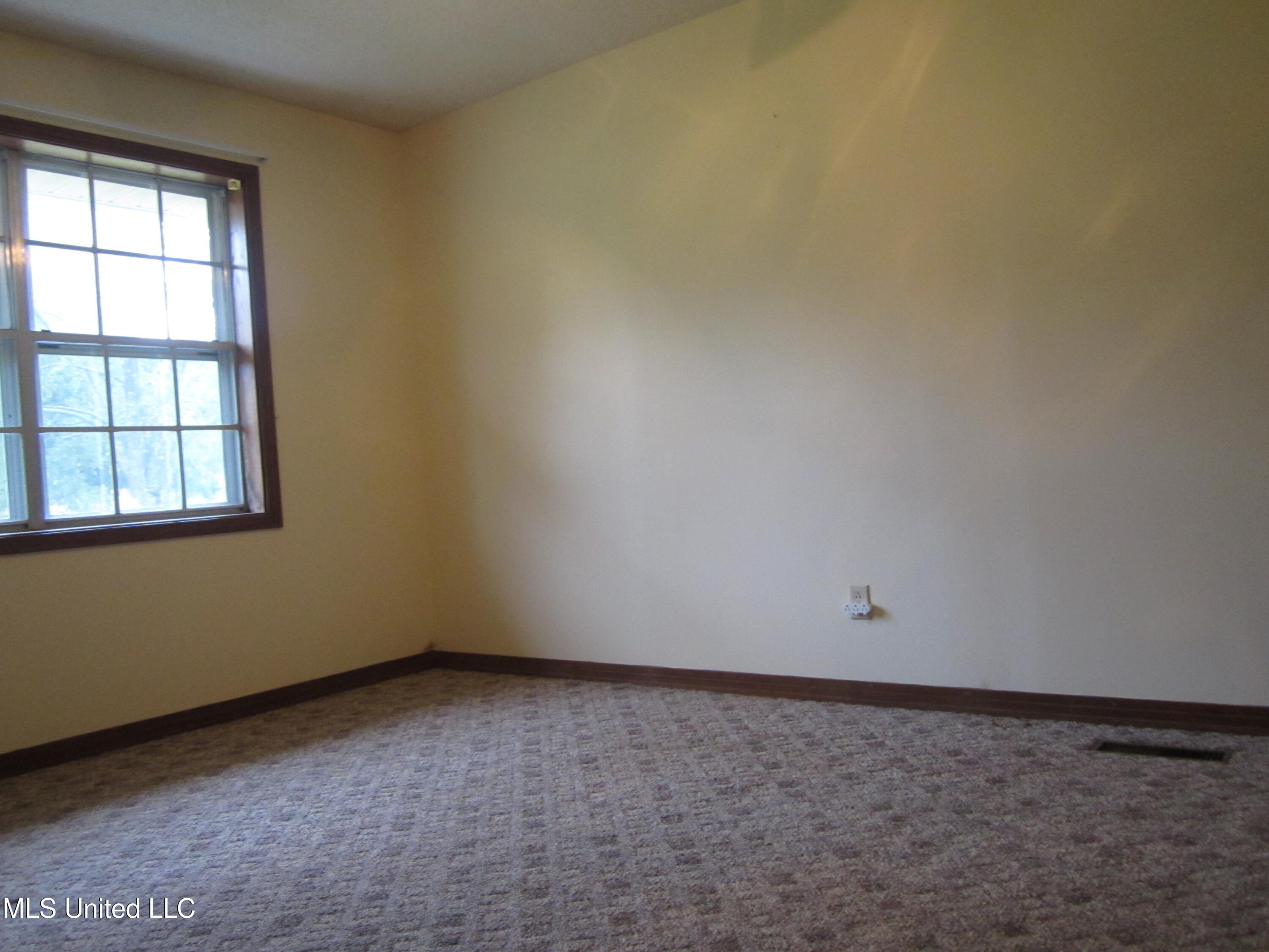 1558 Ms-30 Property Photo 9
