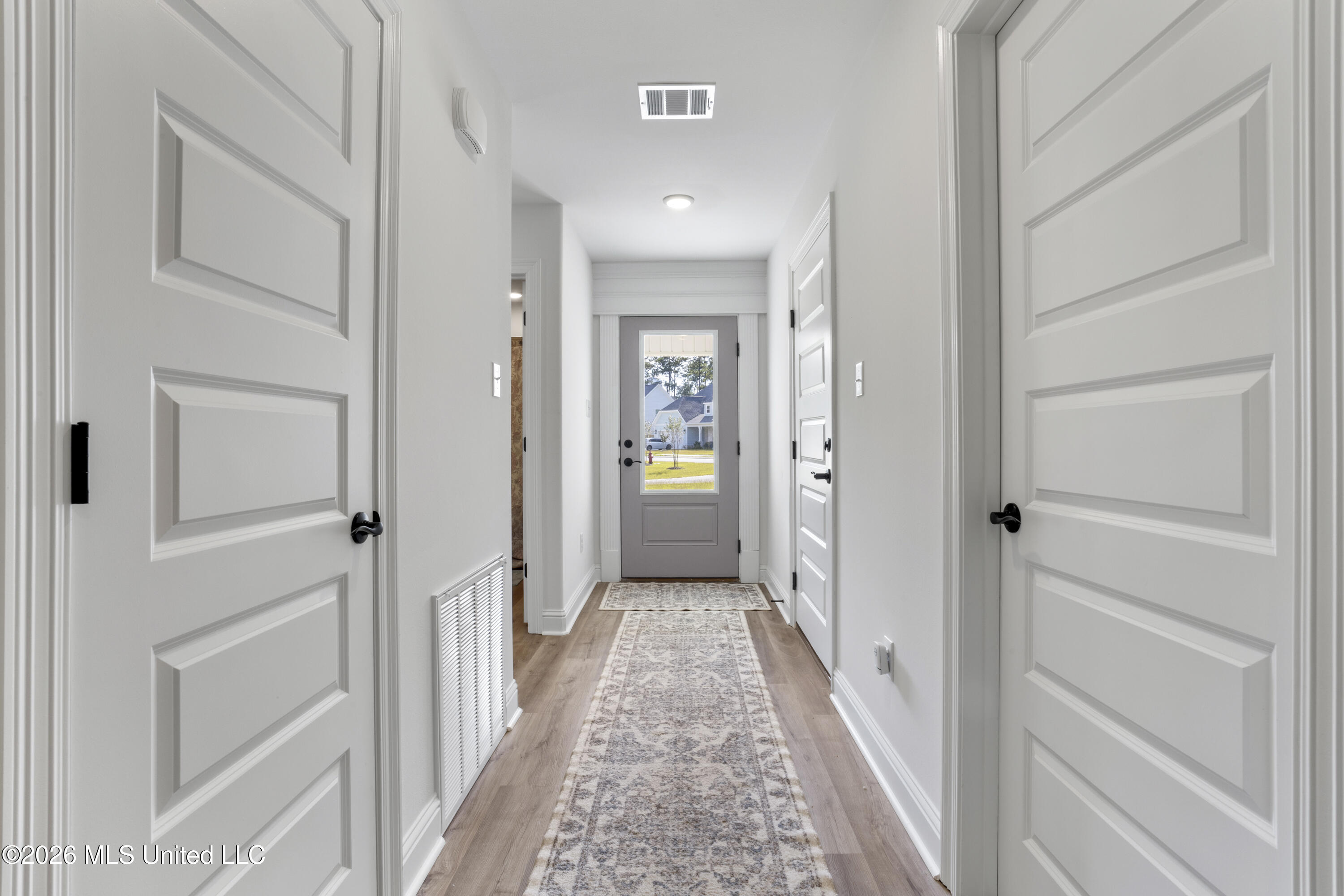 6304 Annie Cove Property Photo 4