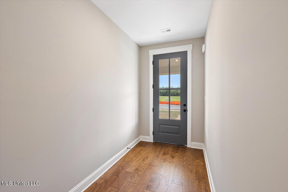 7548 Thomas Riley Street Property Photo 5