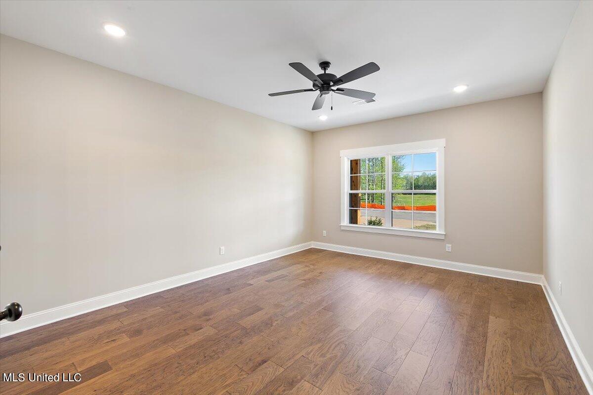 7548 Thomas Riley Street Property Photo 16