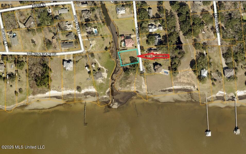Ladnier Road Property Photo 3