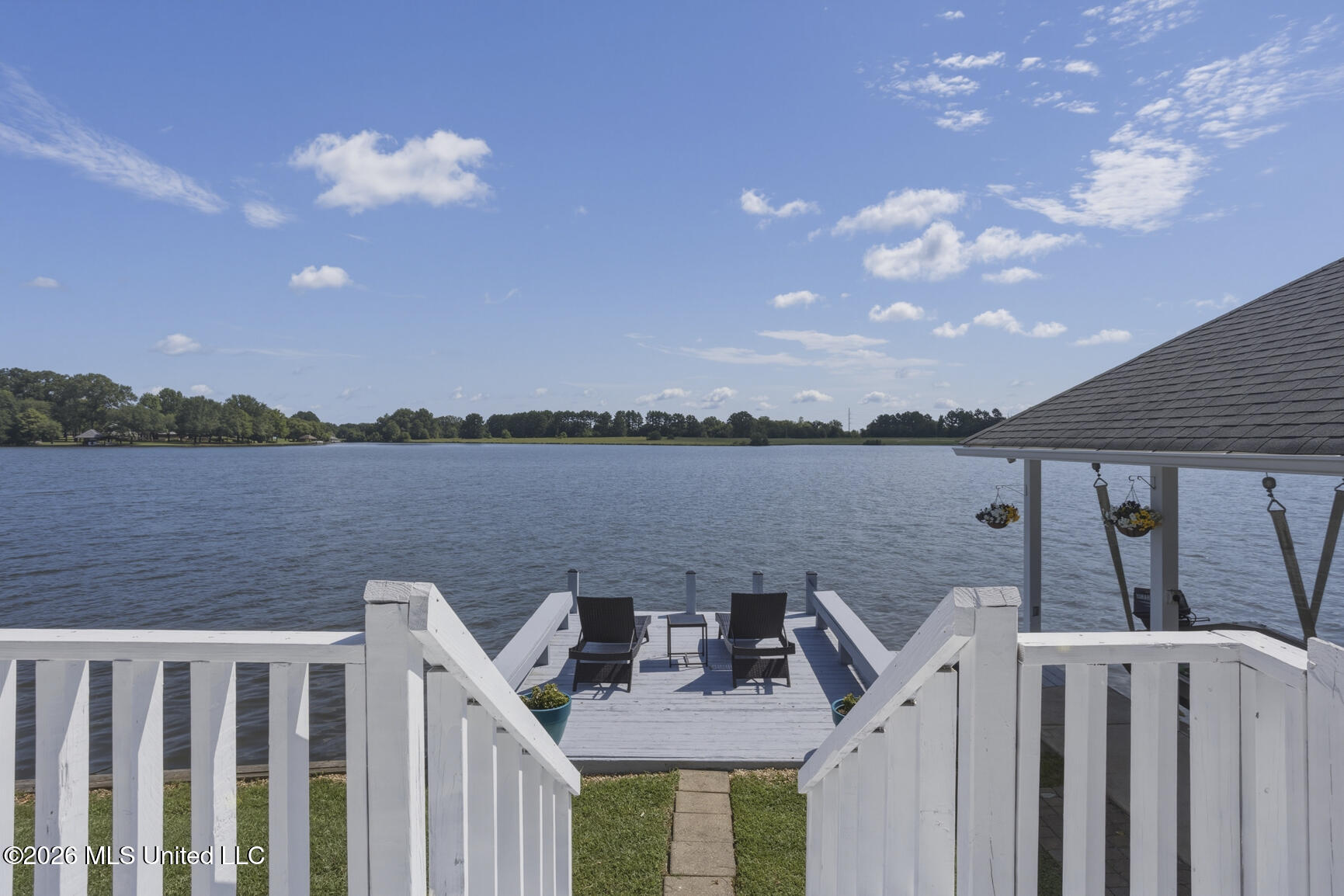 128 Bridge Water Dr Property Photo 31
