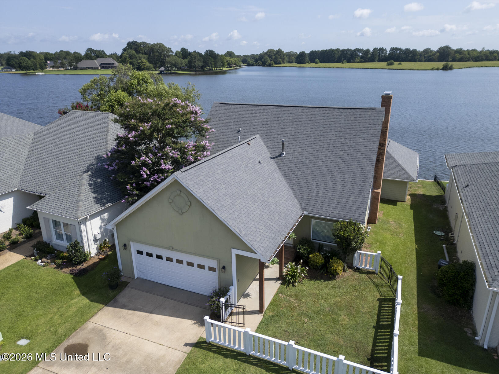 128 Bridge Water Dr Property Photo 44