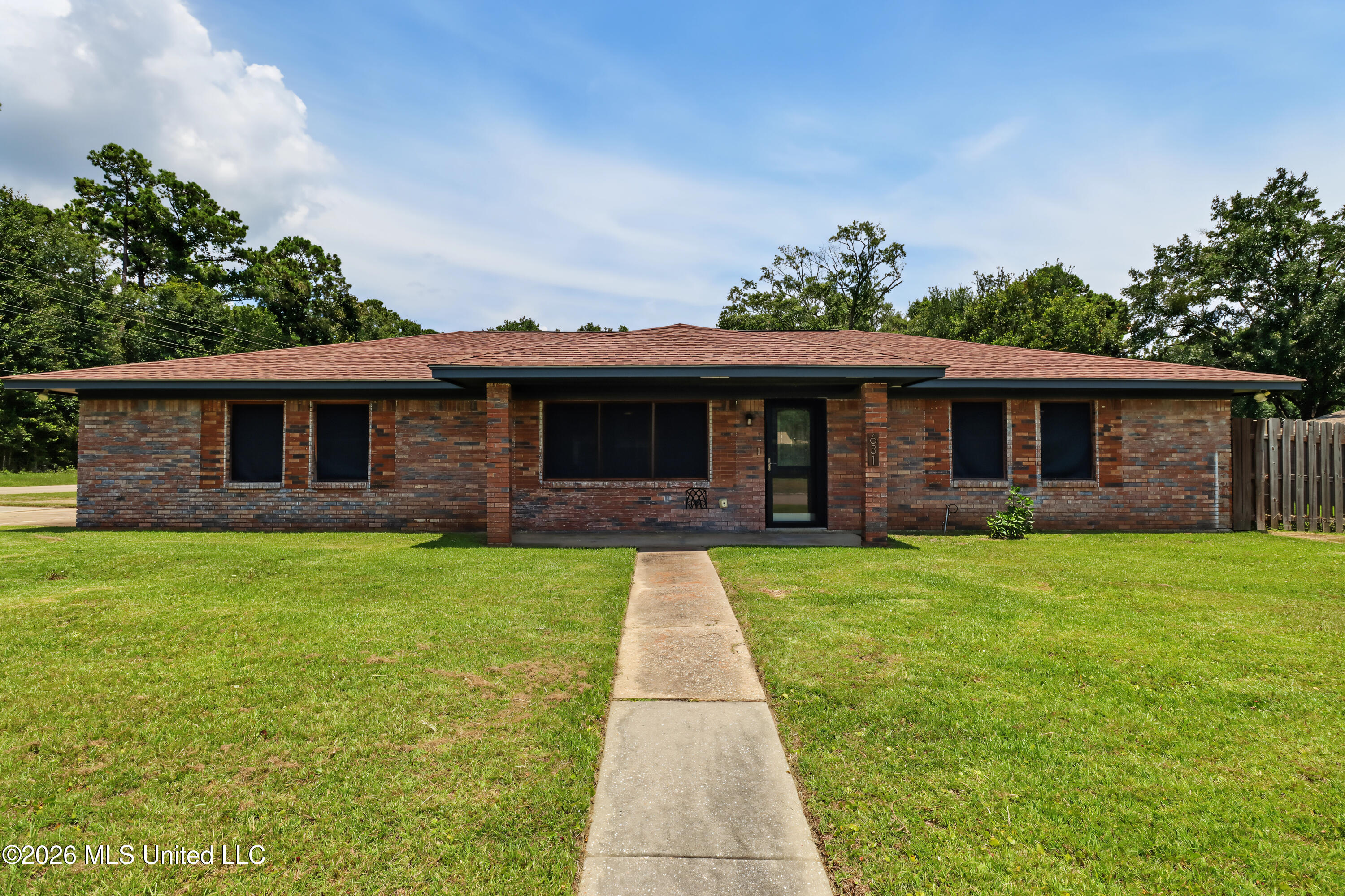 631 Michelle Drive Property Photo 1