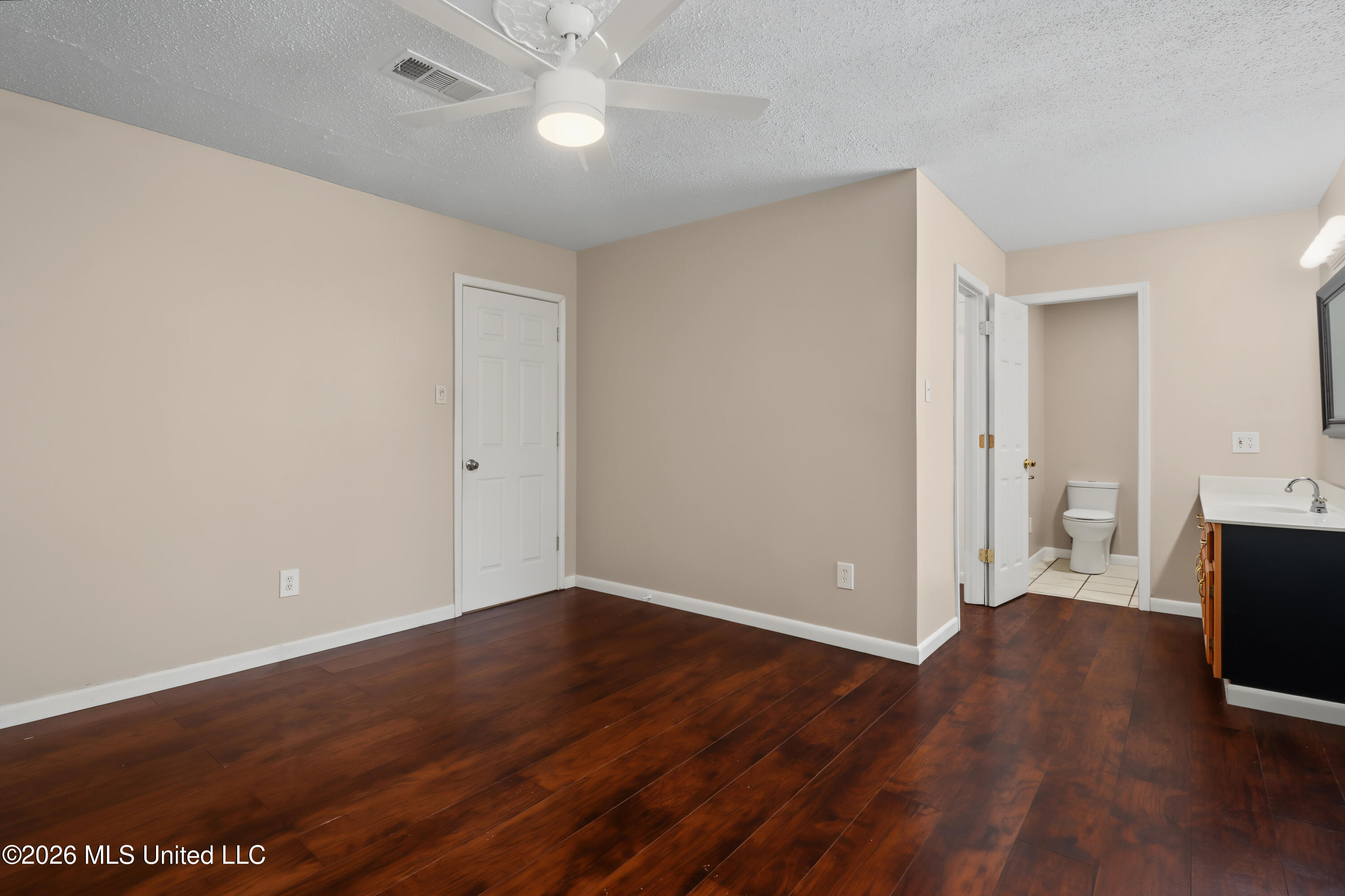 631 Michelle Drive Property Photo 14