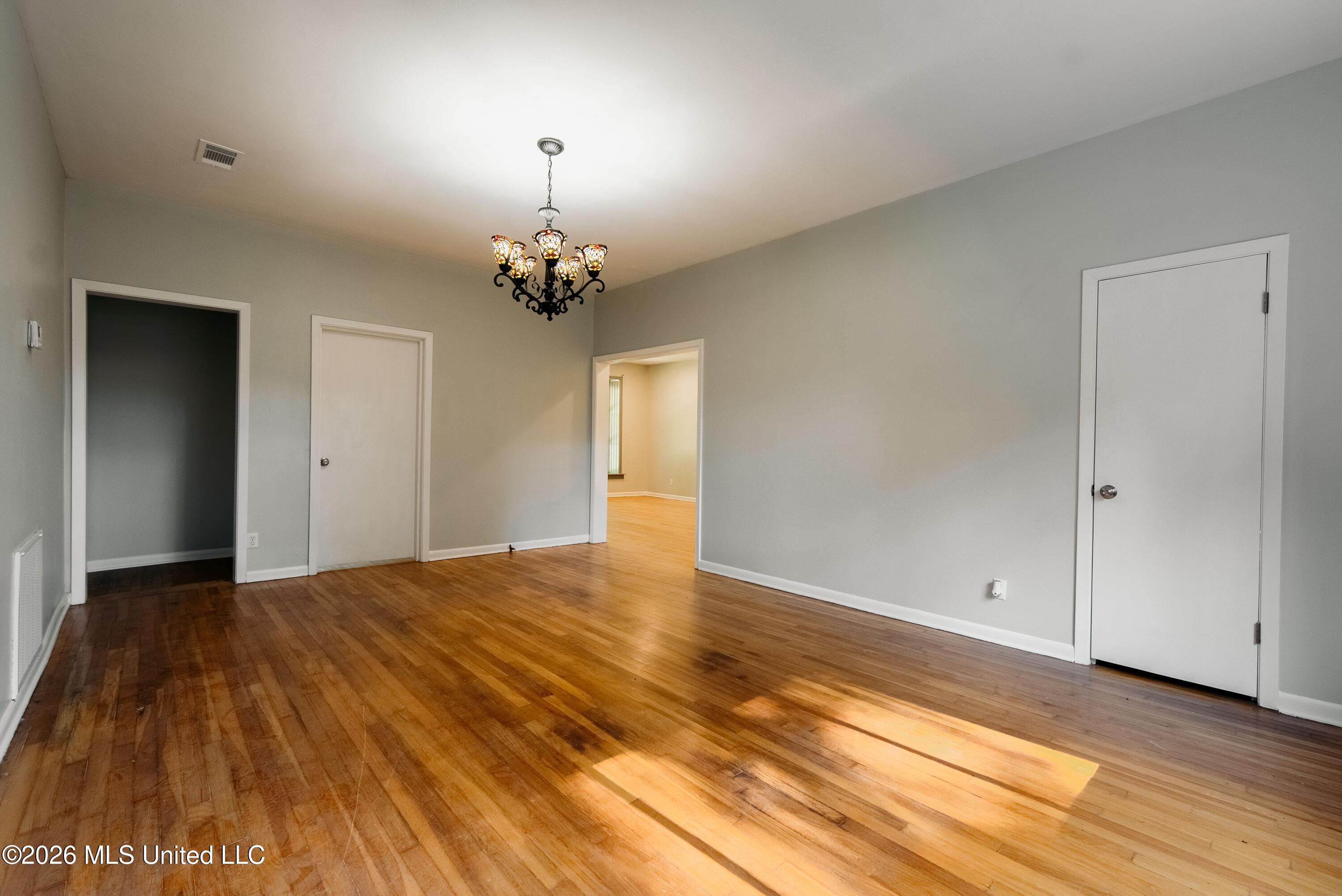 304 Spring Street Property Photo 12