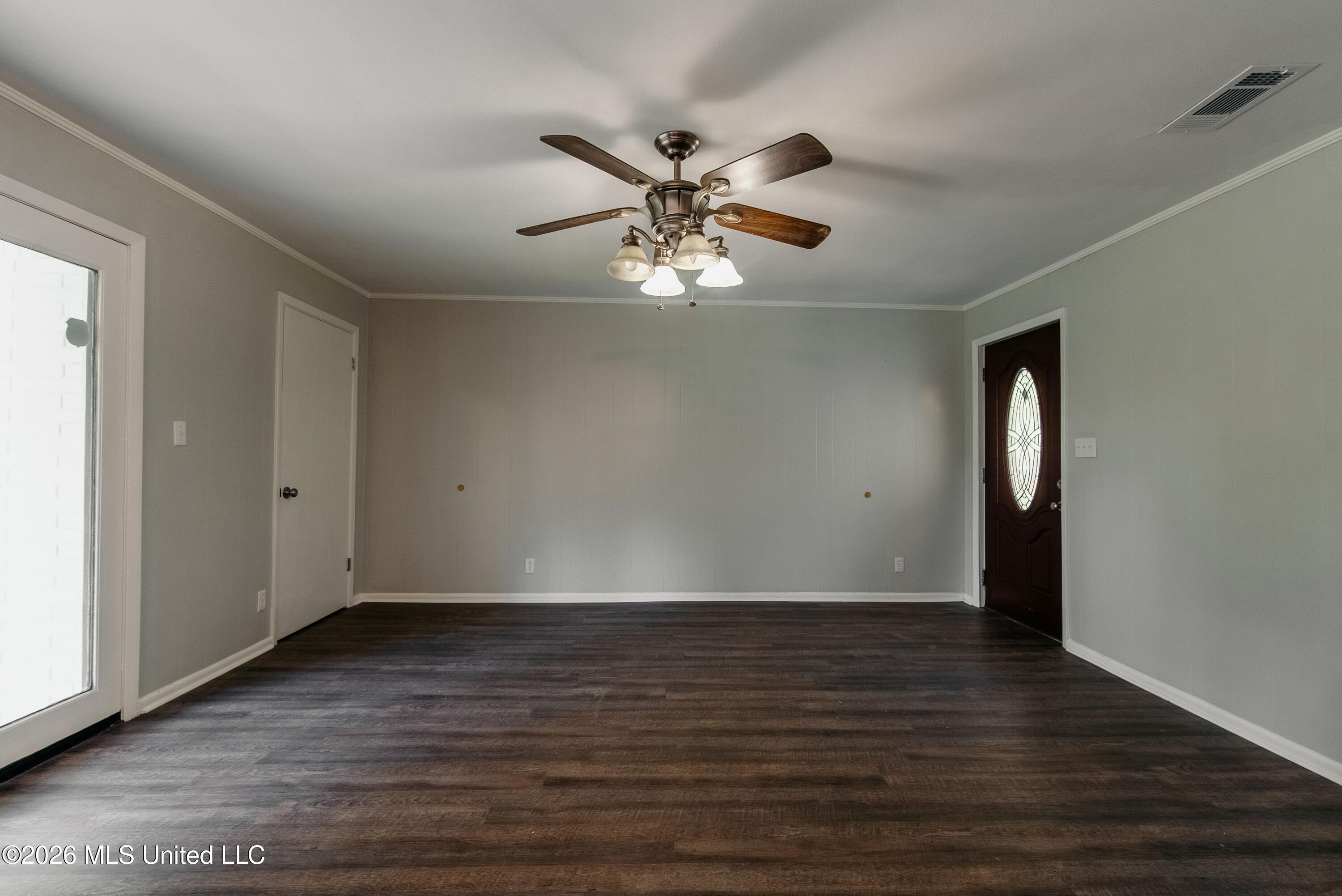 304 Spring Street Property Photo 15