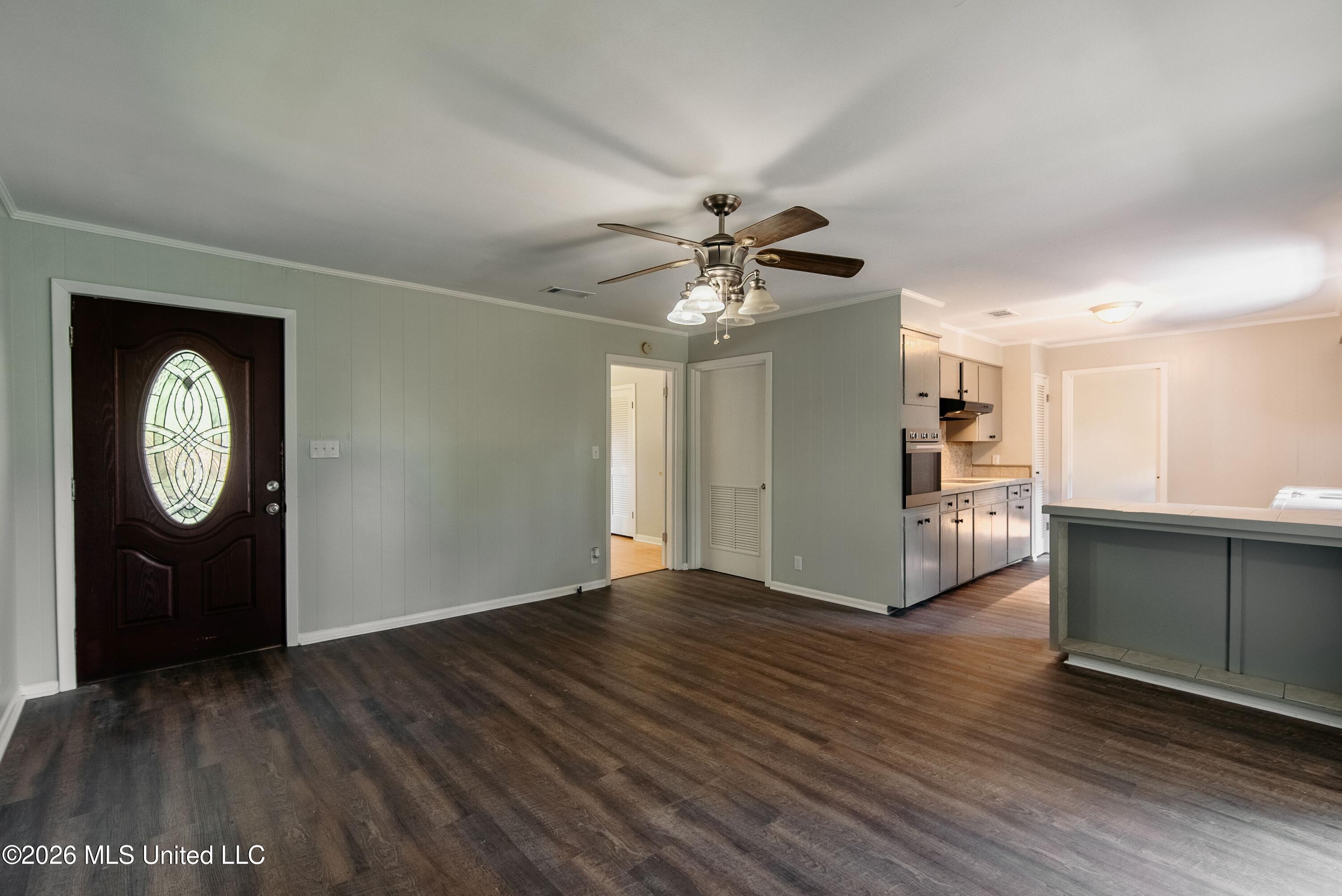 304 Spring Street Property Photo 17