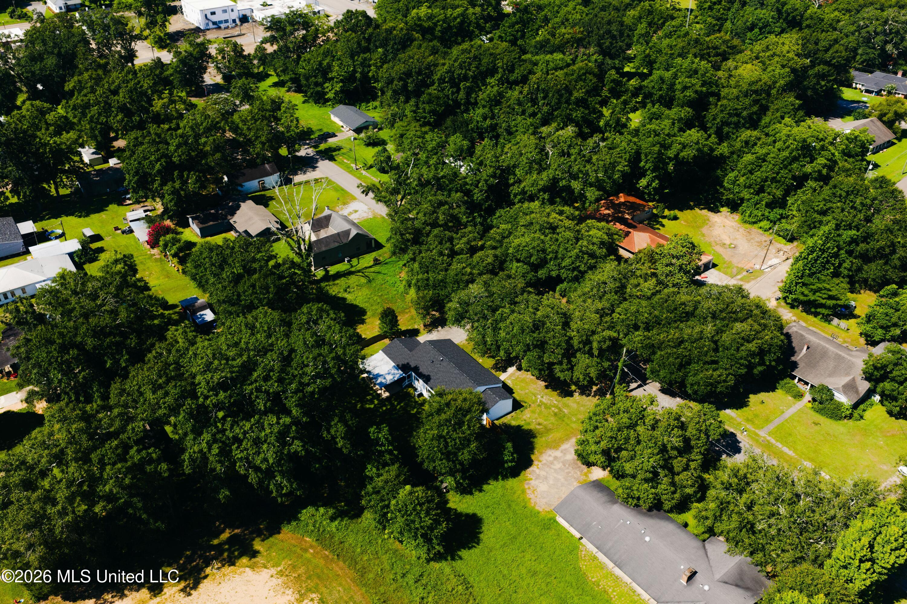 304 Spring Street Property Photo 20