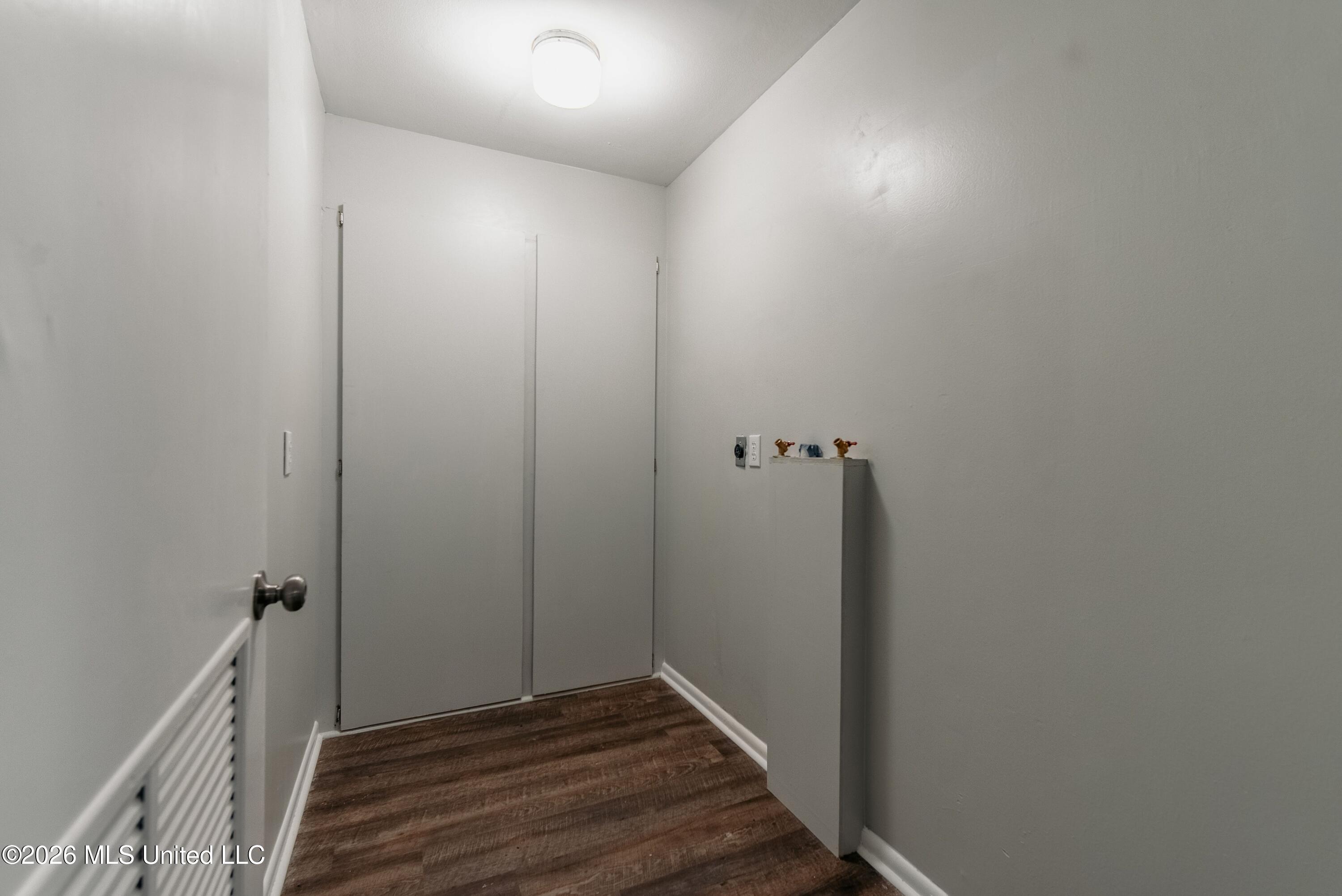 304 Spring Street Property Photo 28