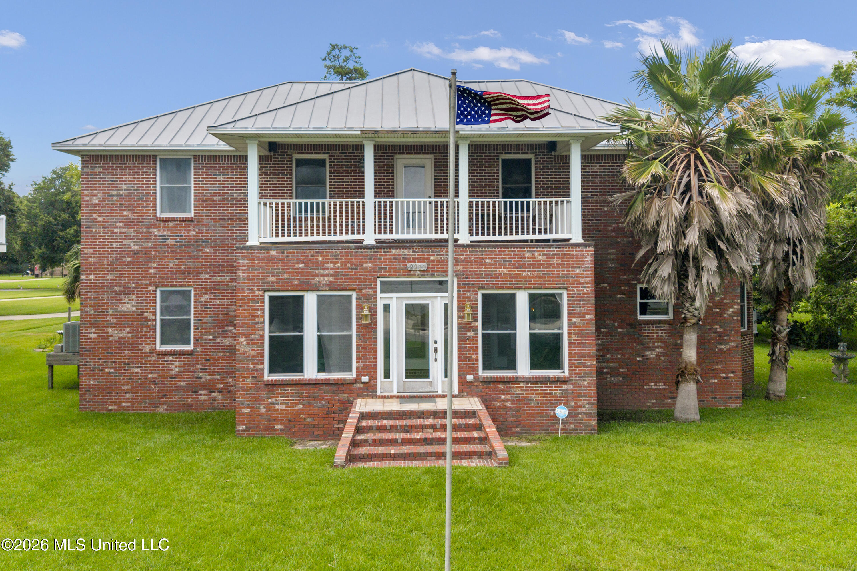 2211 Beach Boulevard Property Photo 1