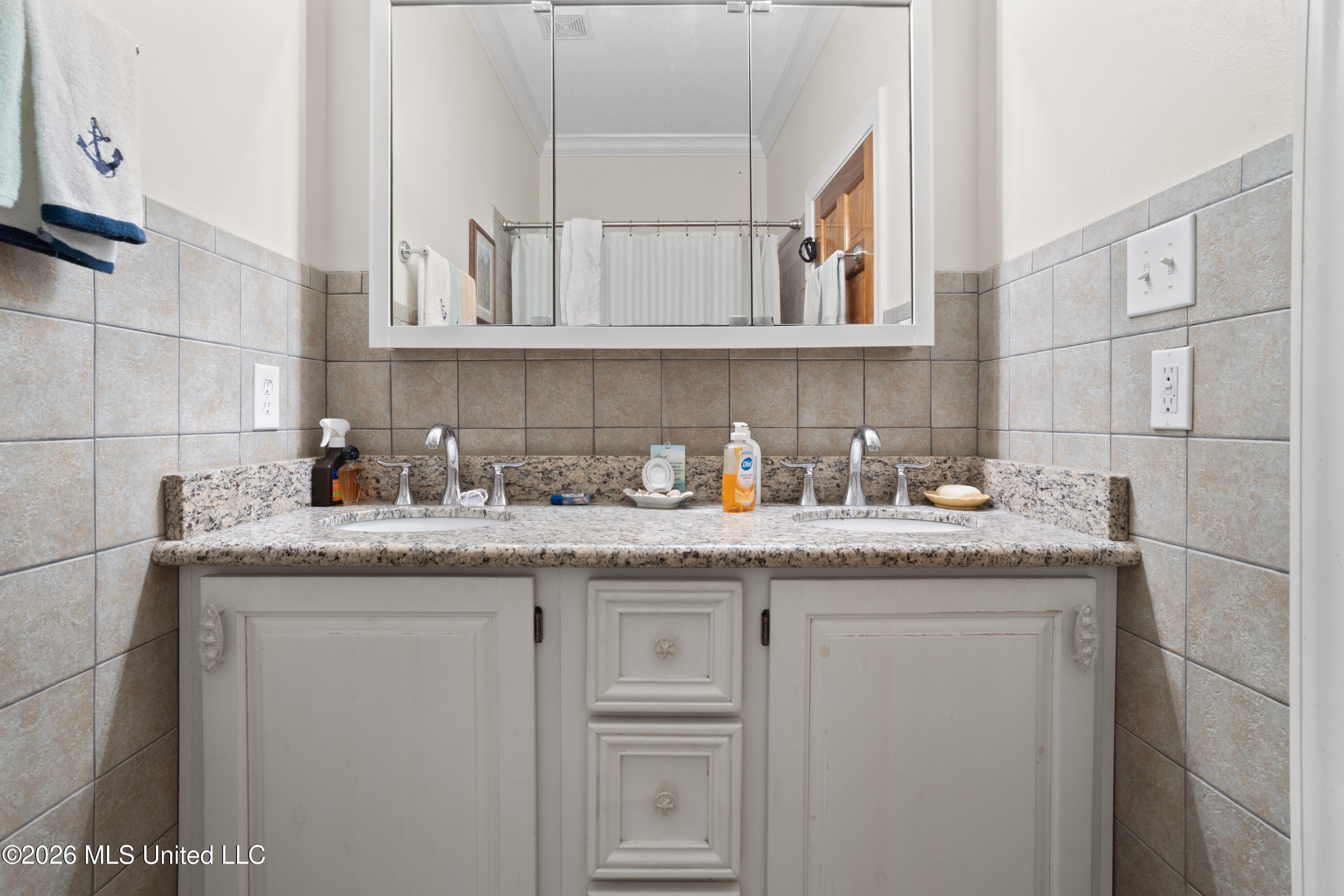 2211 Beach Boulevard Property Photo 28