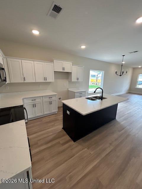 6039 Hickory Point Drive Property Photo 2