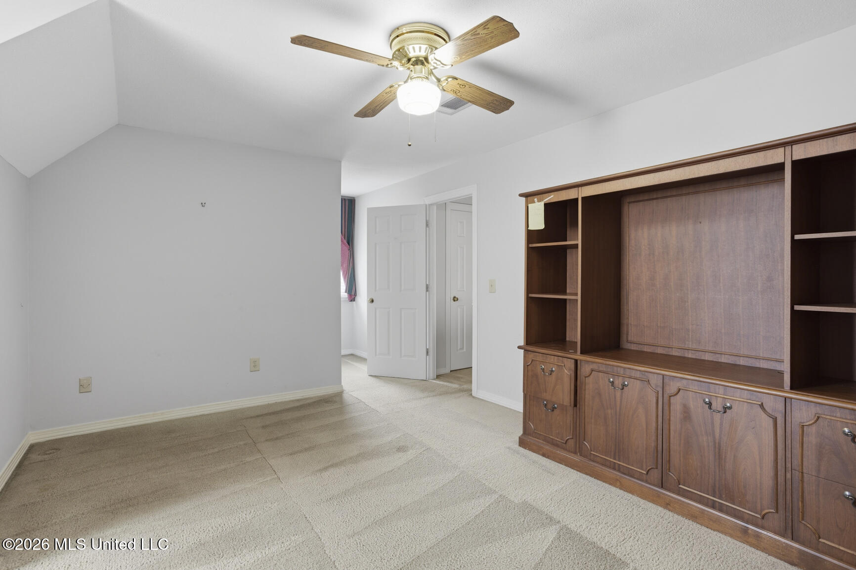 10 Moss Forest Place Property Photo 28