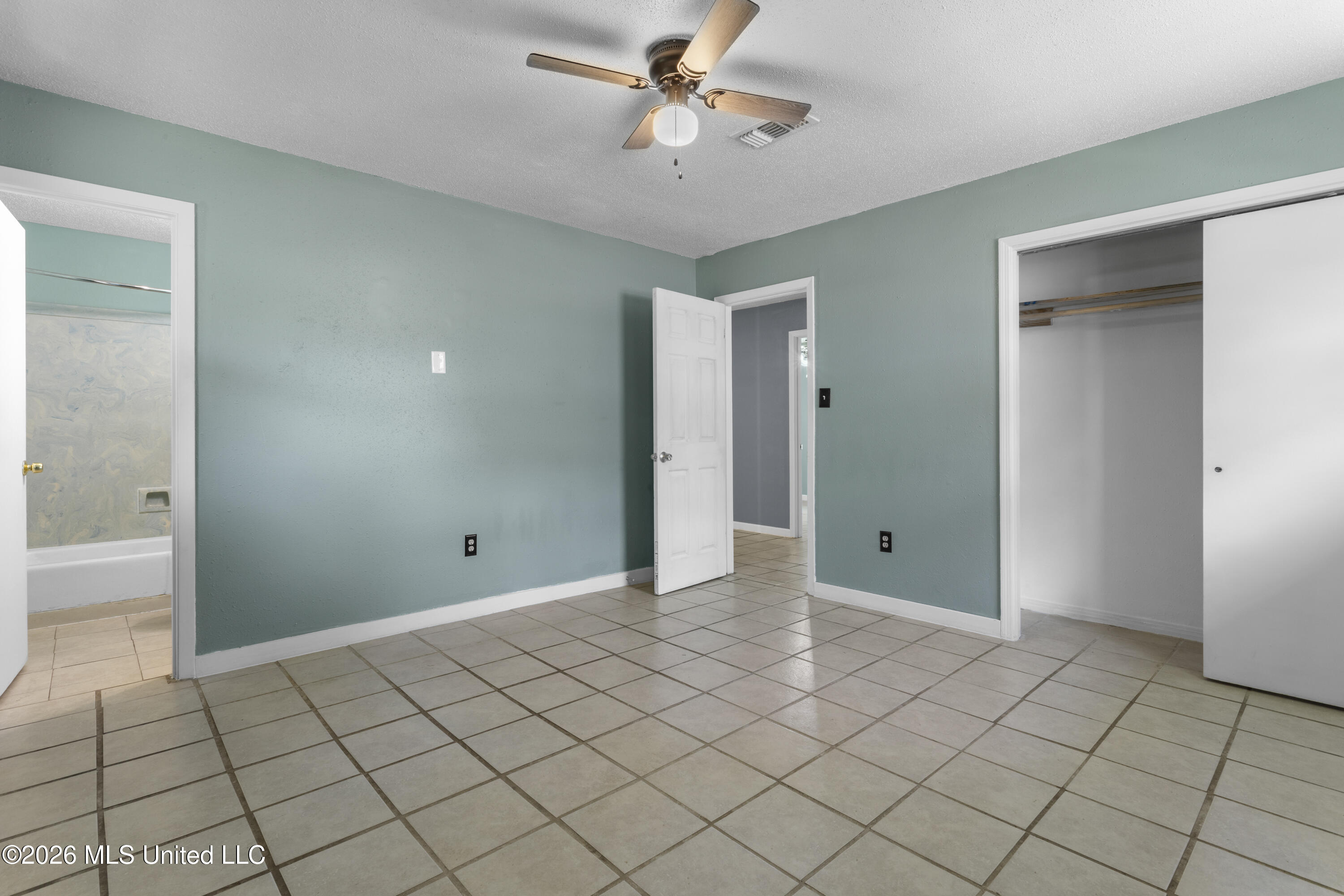 57 Opal Cove Property Photo 18