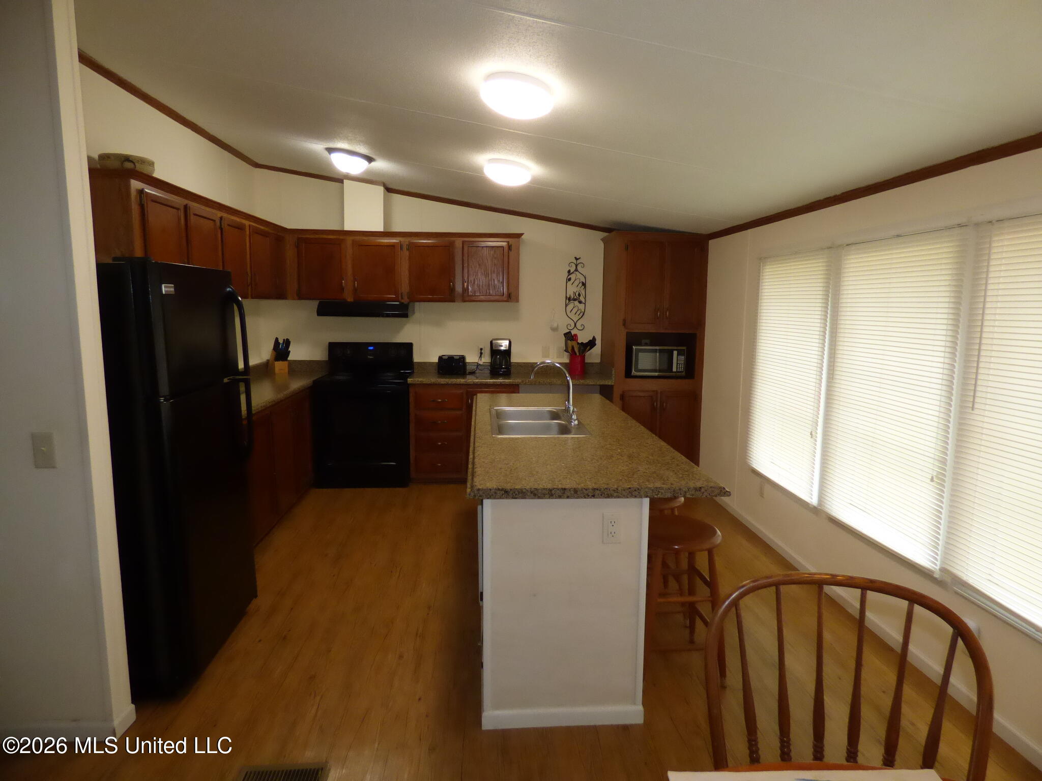 912 Old Highway 51 Property Photo 3