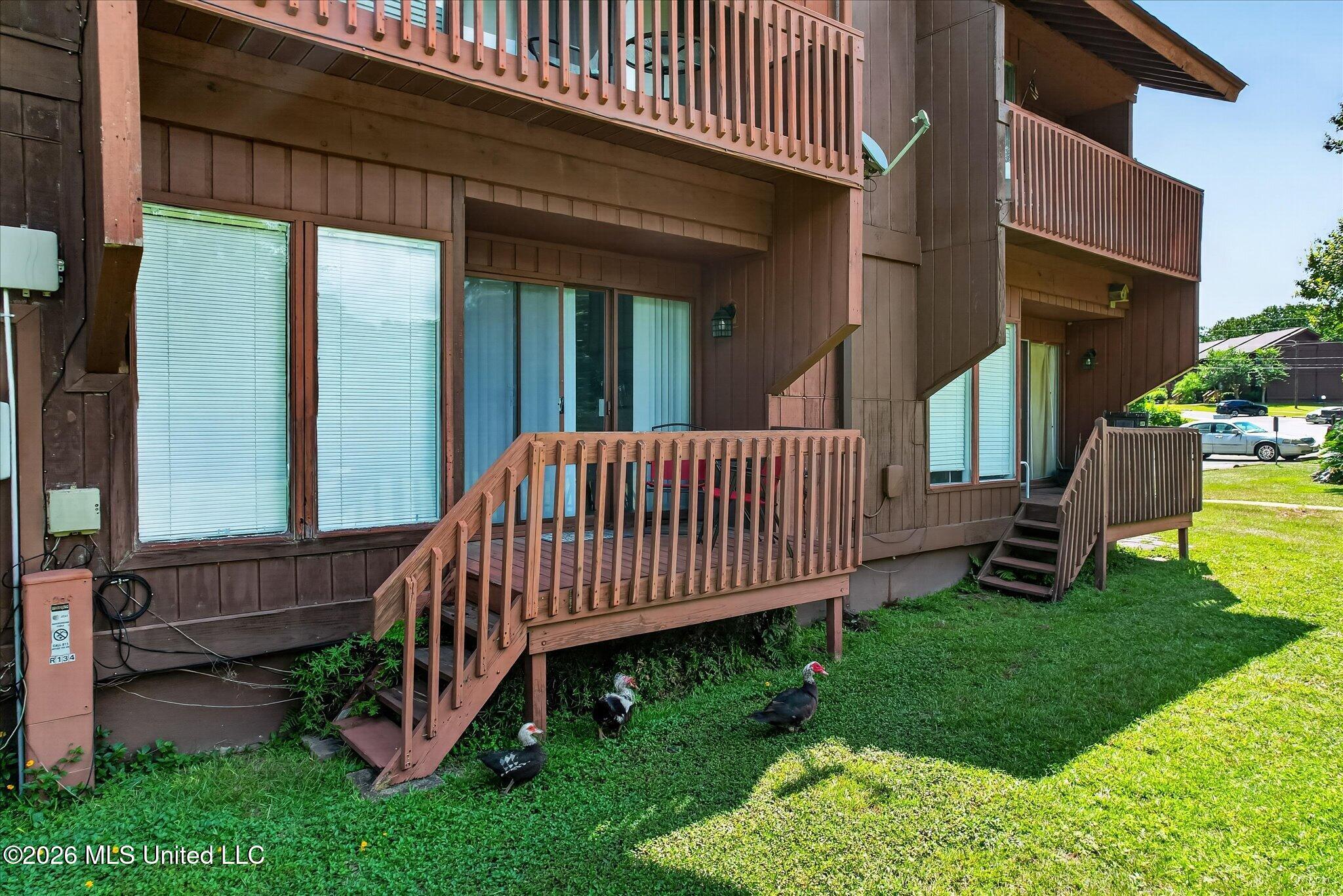 134 Lakeside Villla Property Photo 23