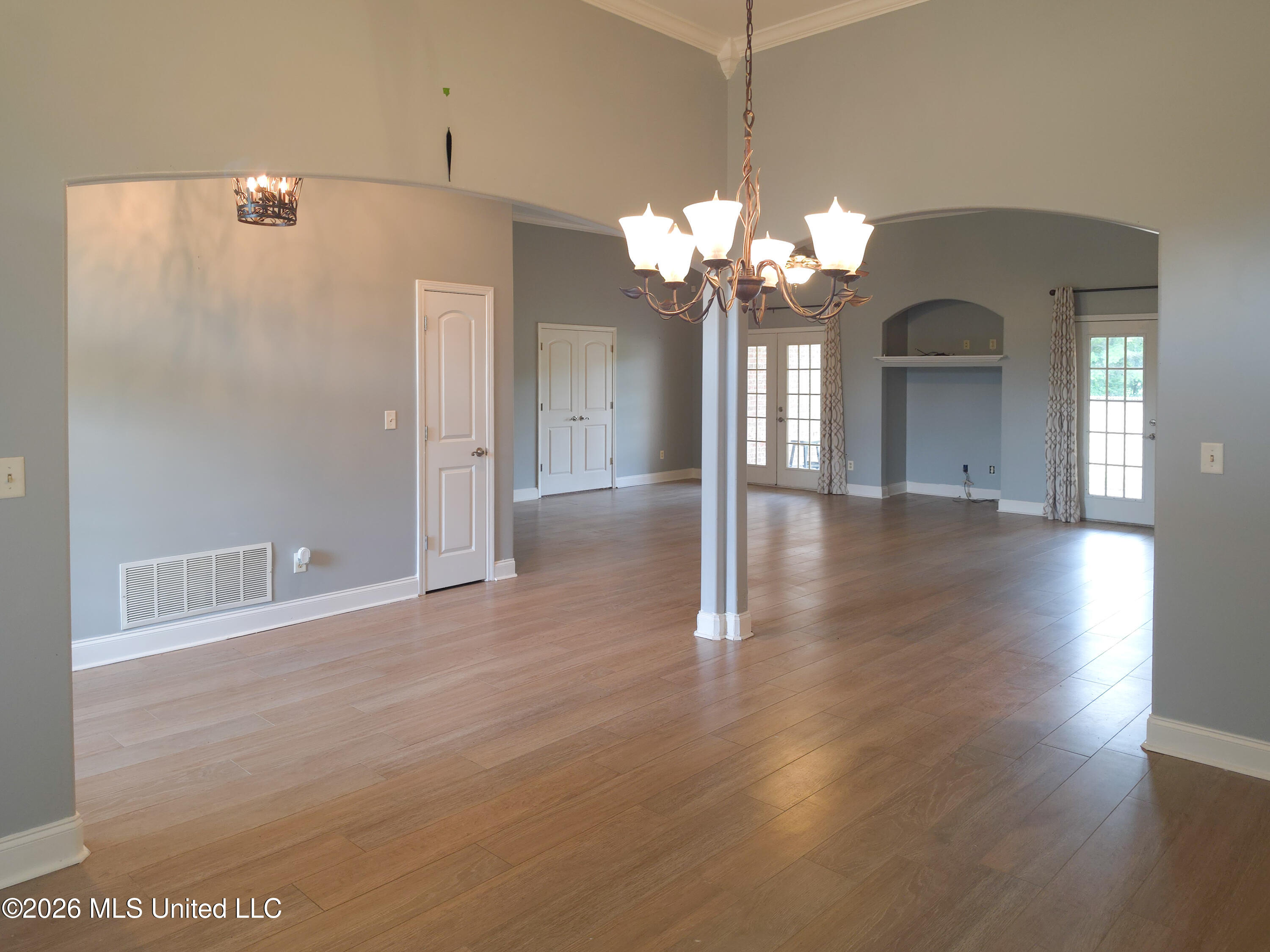 537 Golden Pond Drive Property Photo 11