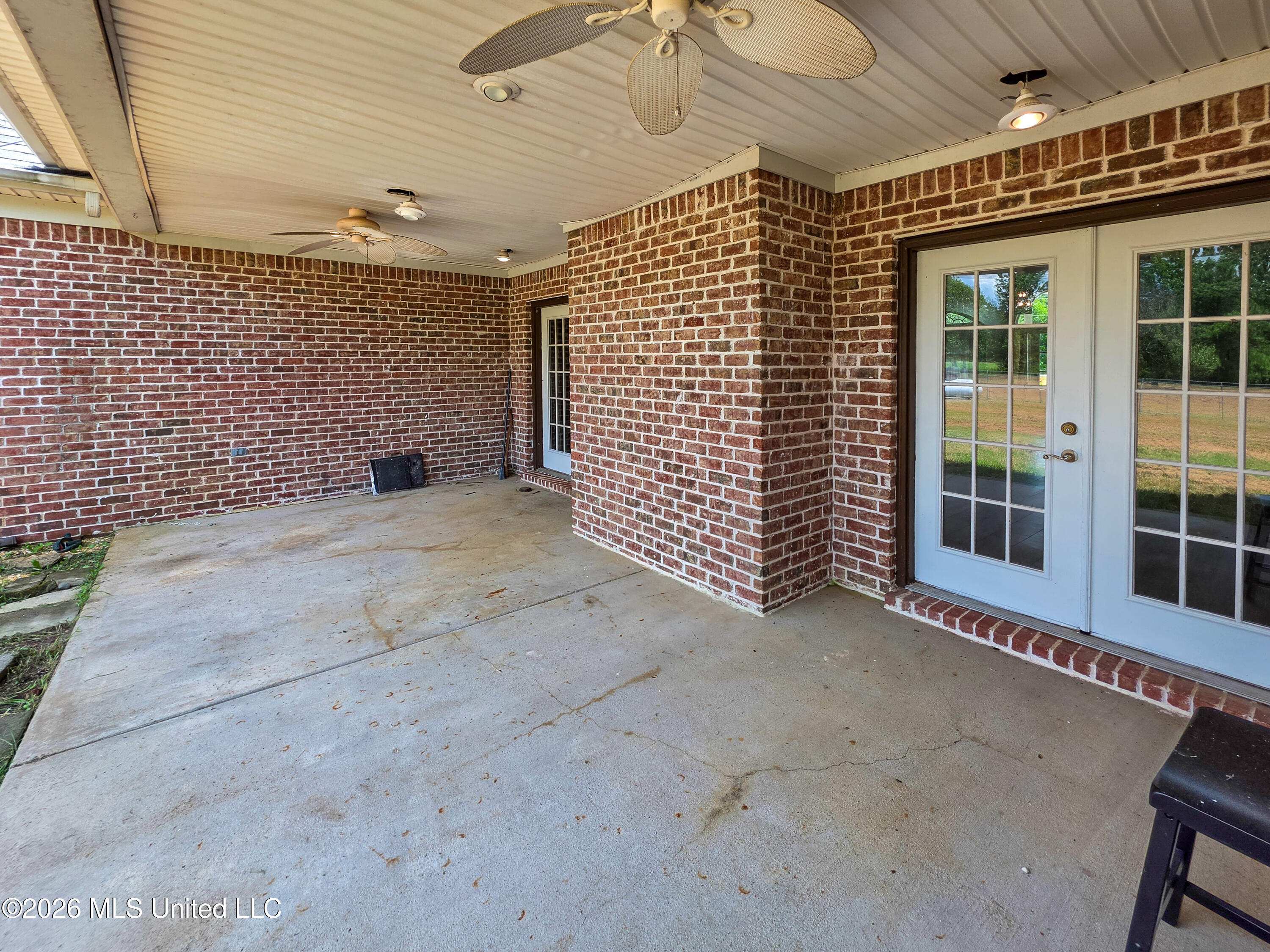 537 Golden Pond Drive Property Photo 39