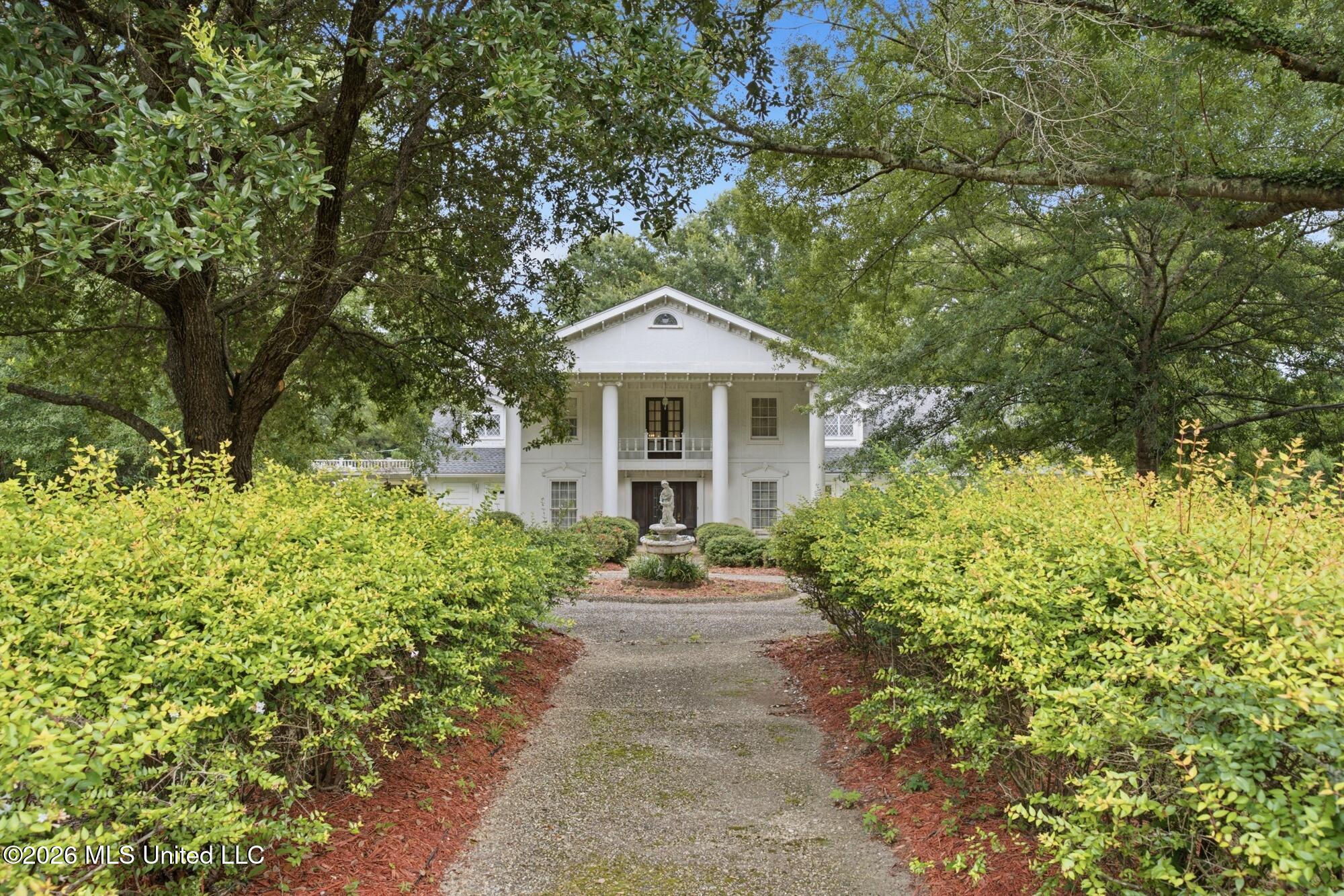 84 Lynn Ray Road Property Photo 2