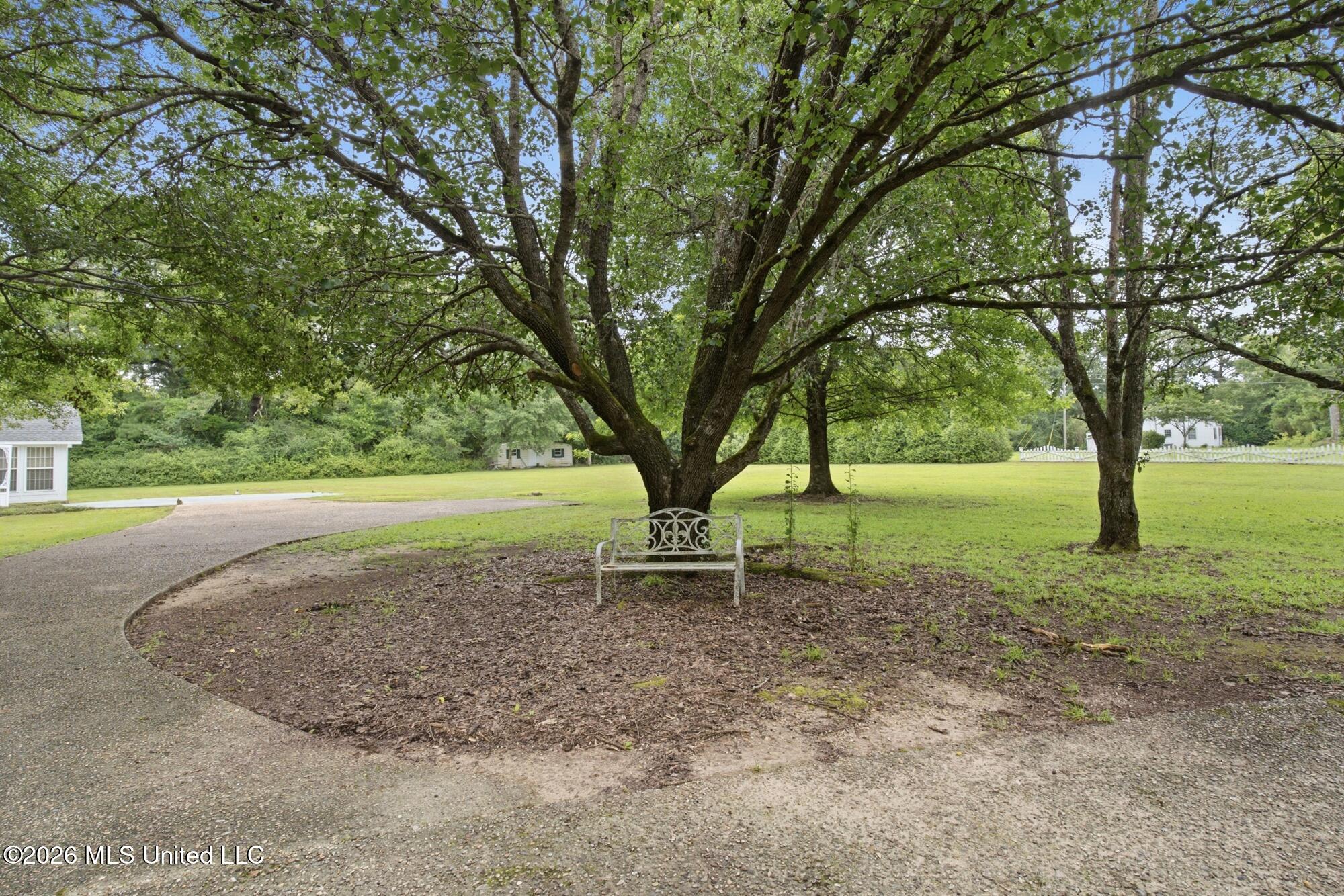84 Lynn Ray Road Property Photo 8