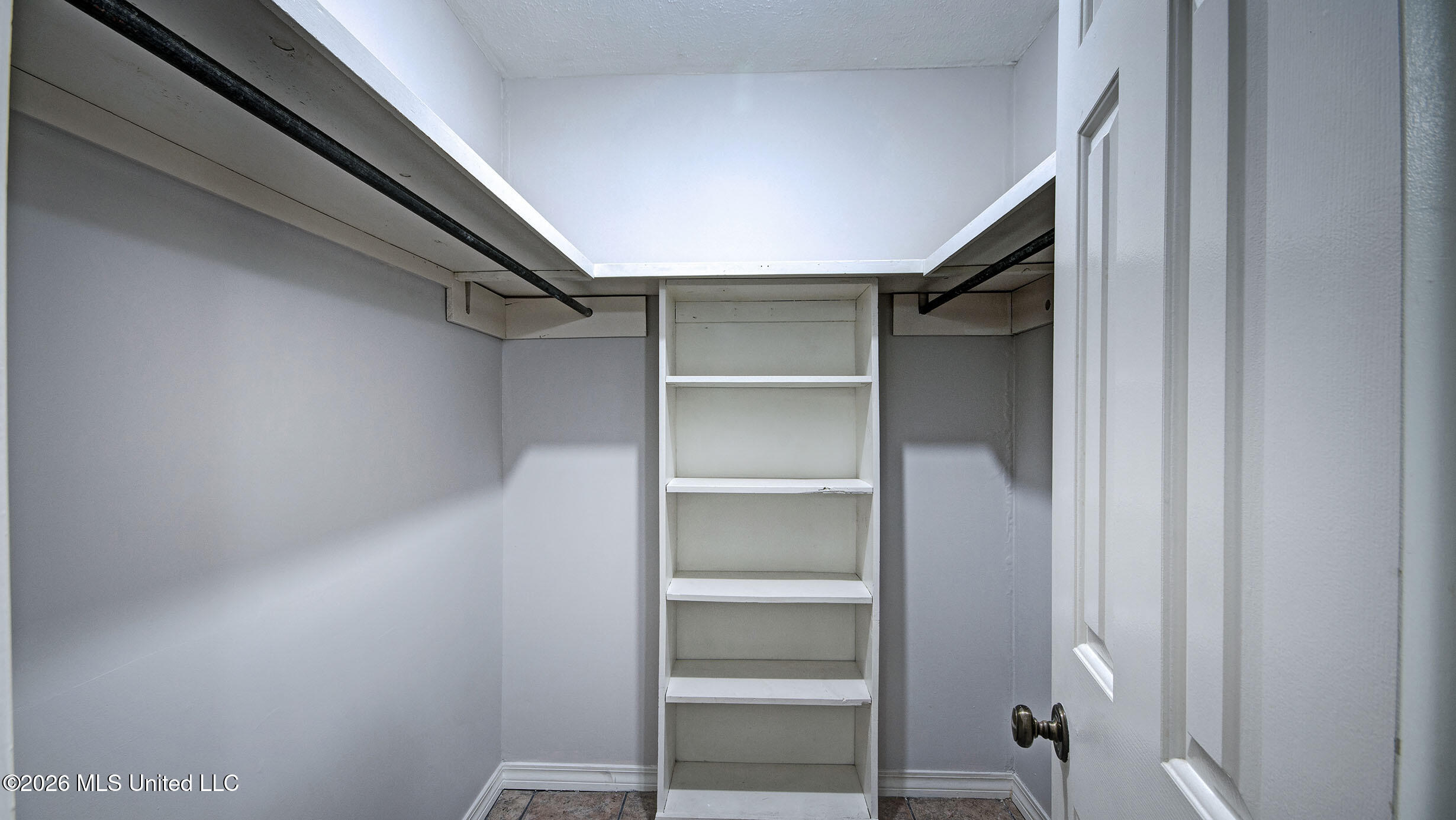 708 Benwick Drive Property Photo 34