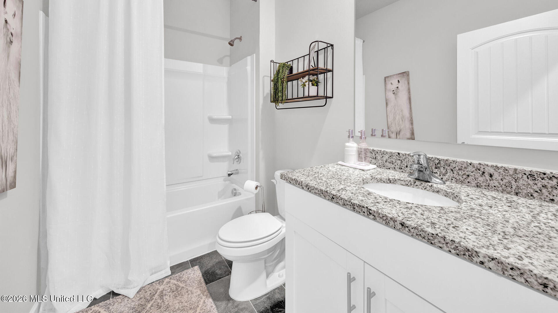 83 Erie Avenue Property Photo 17