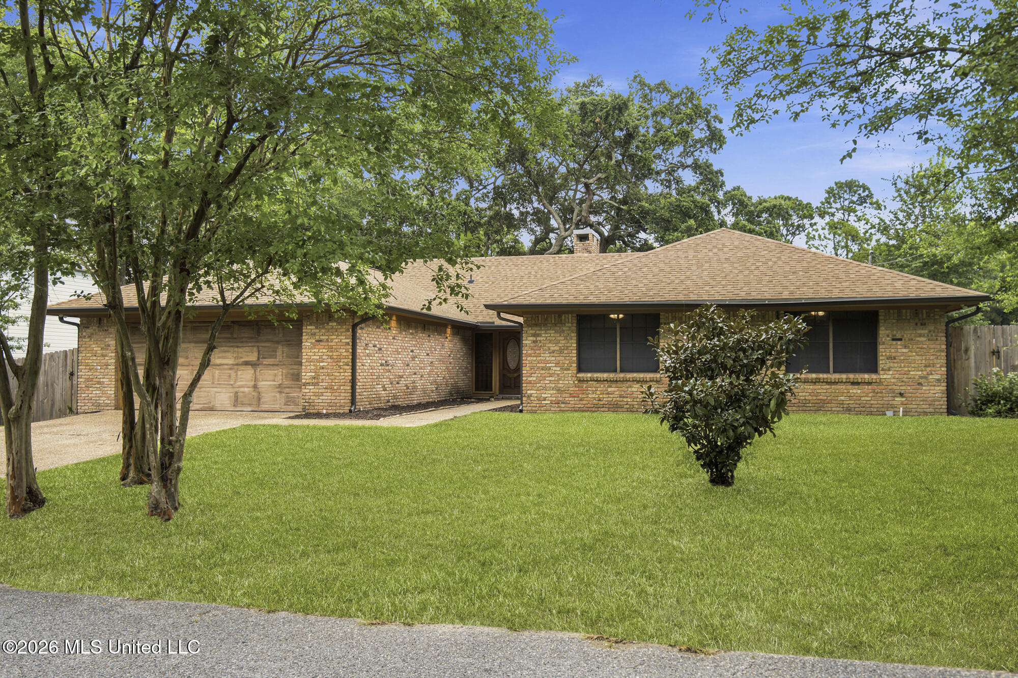 326 Fairview Drive Property Photo 2