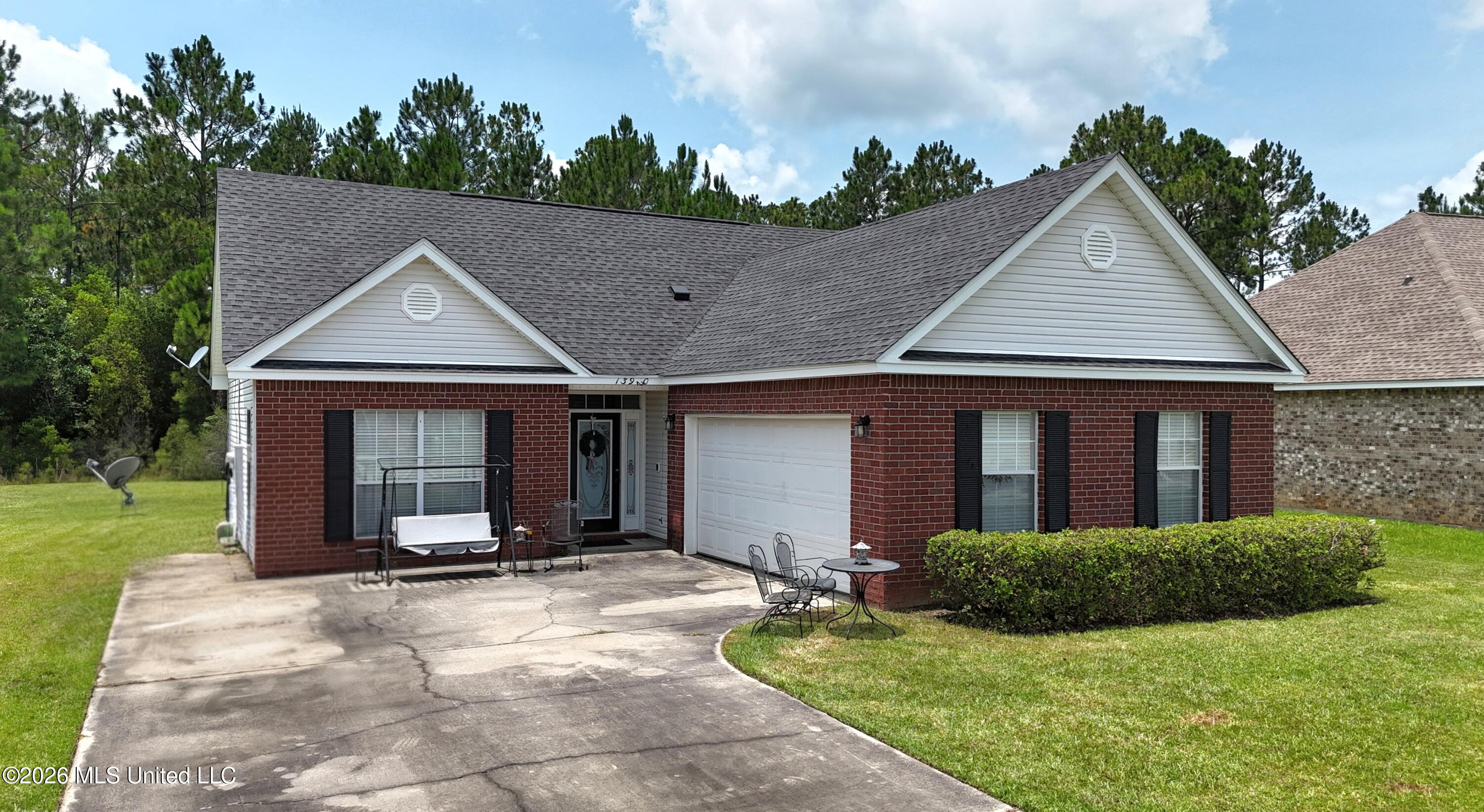 13920 Maddie Circle Property Photo 2