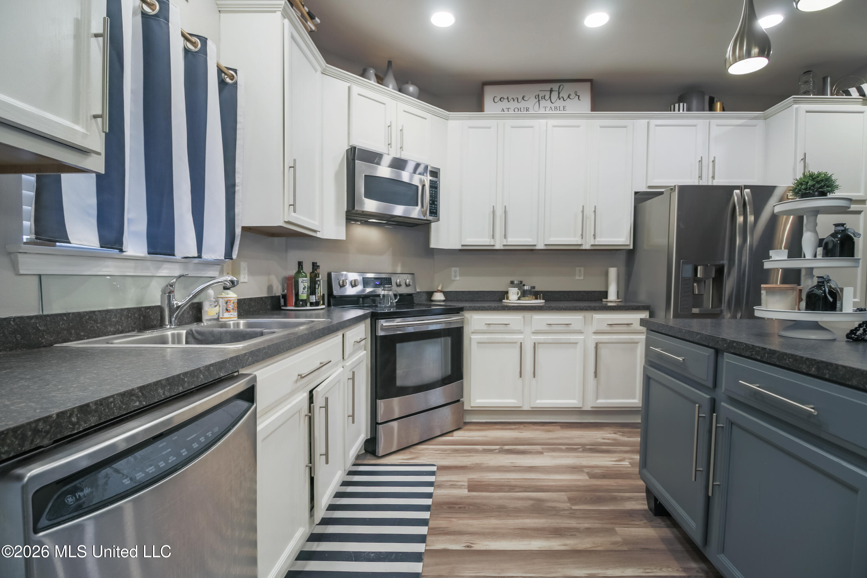 13920 Maddie Circle Property Photo 12