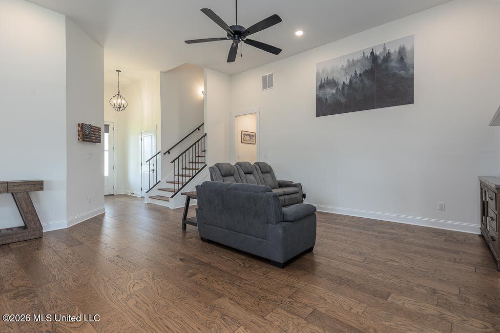 7620 Crosswinds Boulevard Property Photo 8