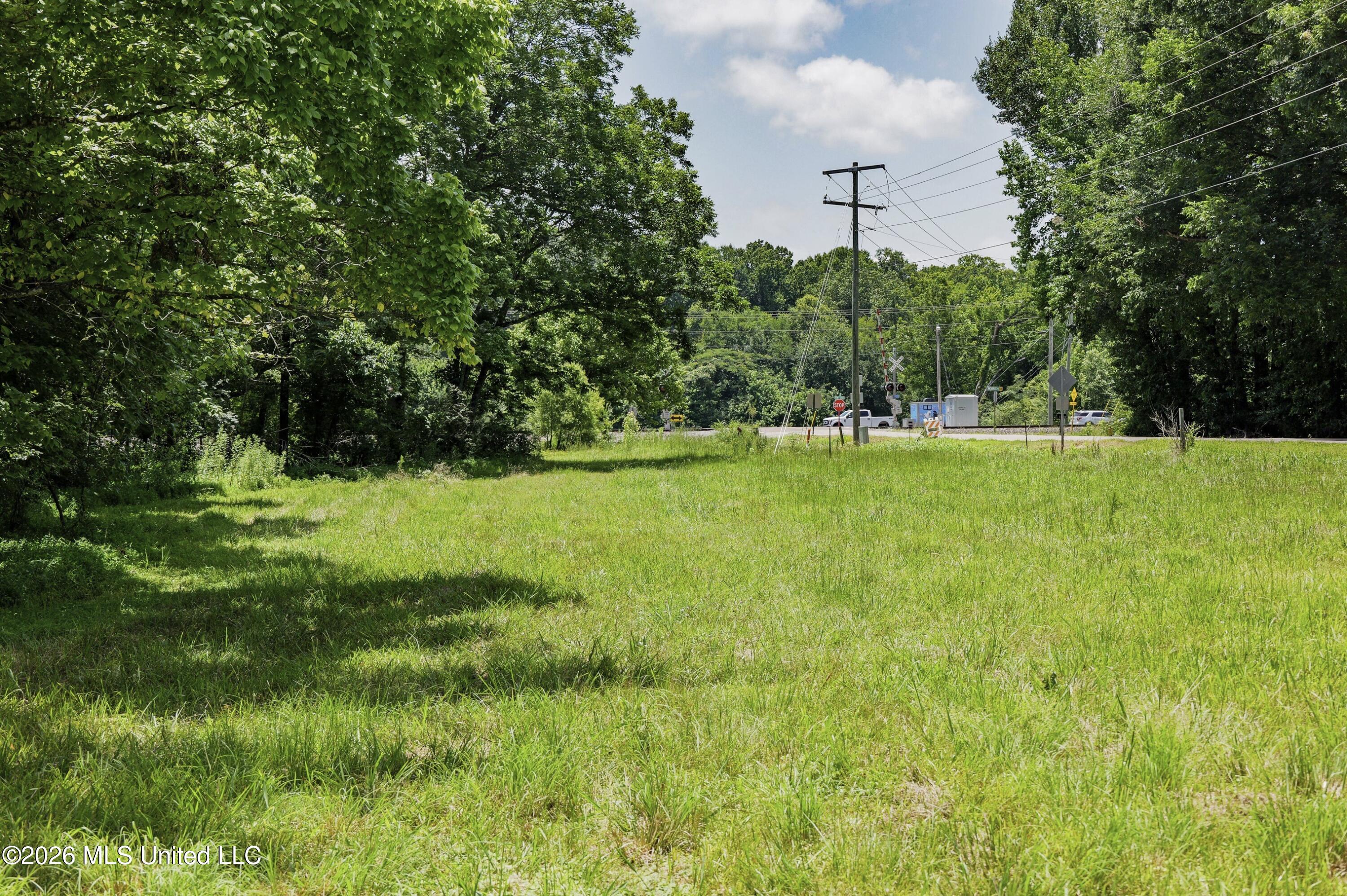 Center Hill Road Property Photo 8