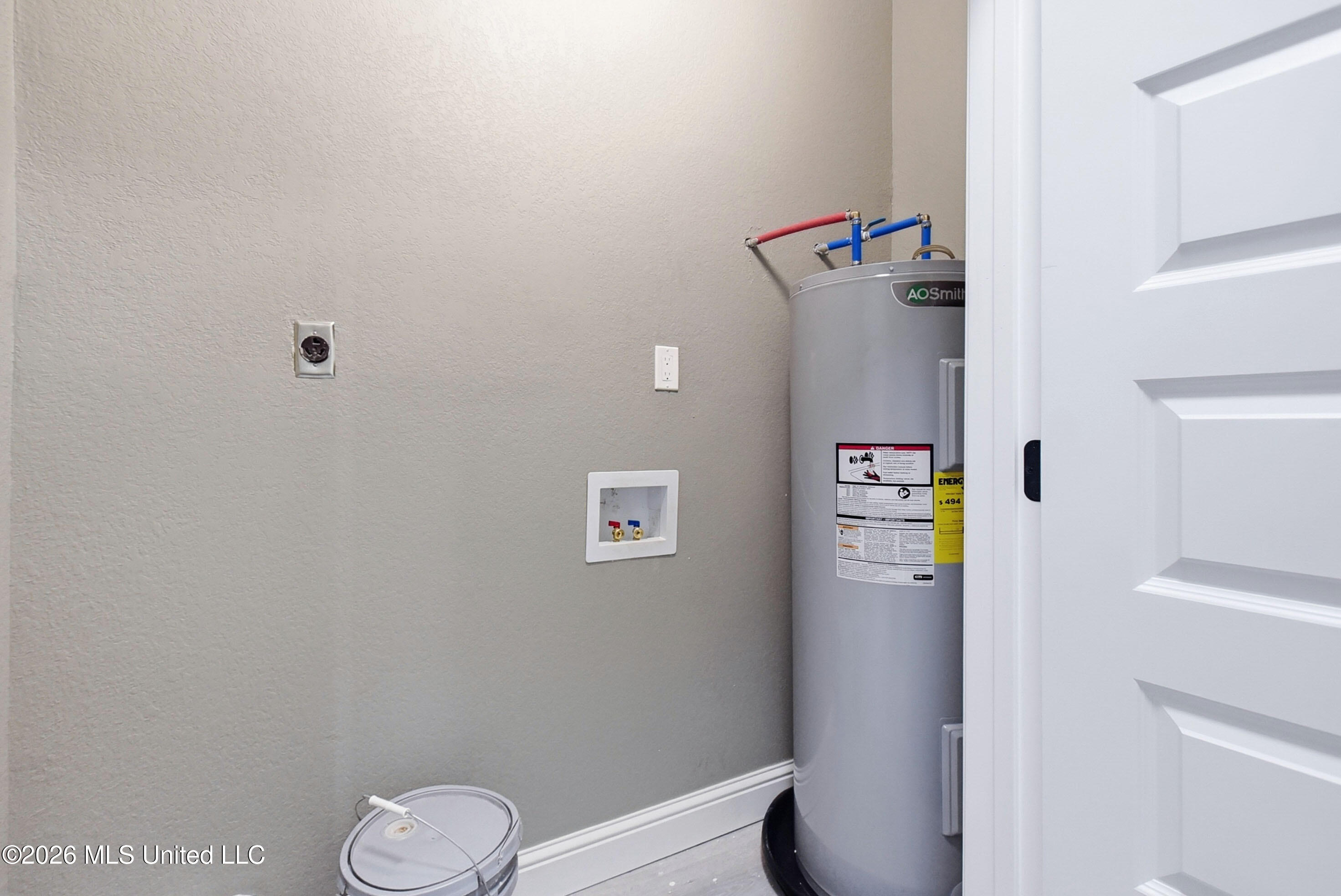 411 Henry Avenue Property Photo 10