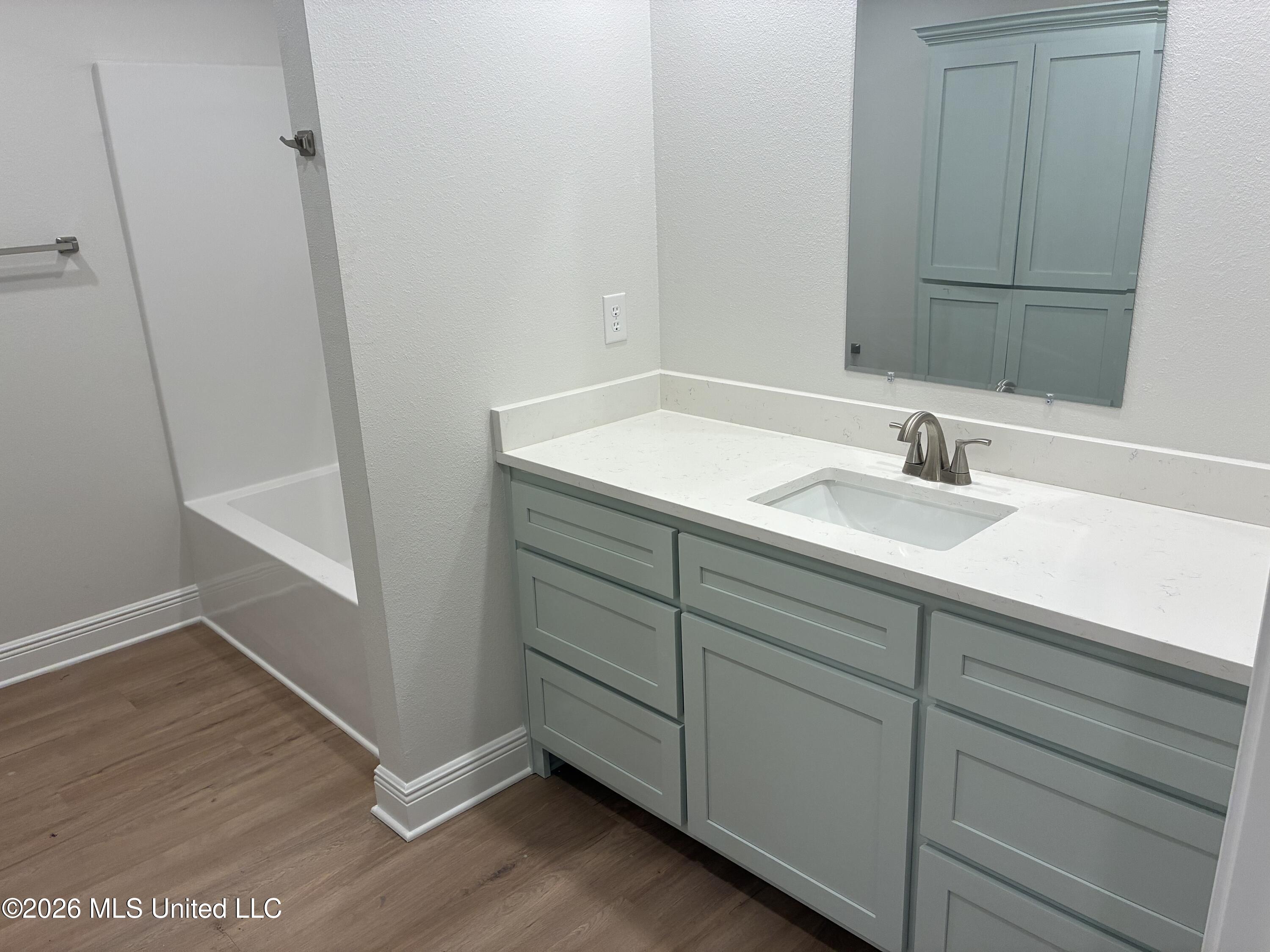 12908 Dixie Hill Drive Property Photo 18
