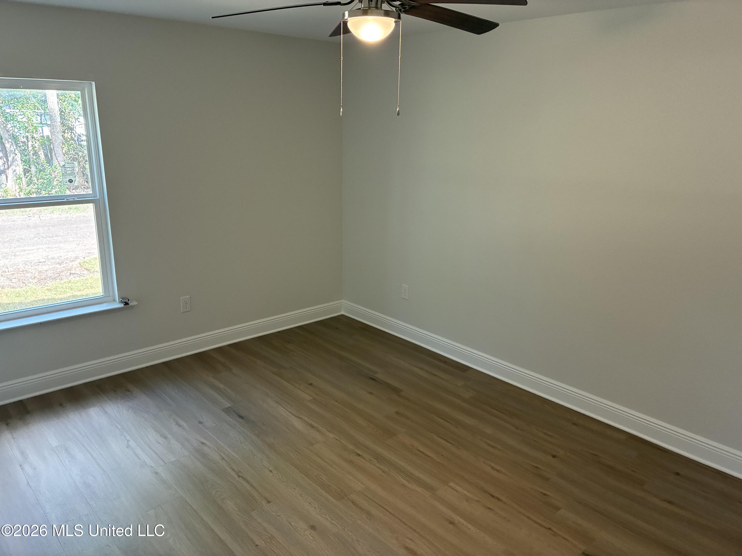 12908 Dixie Hill Drive Property Photo 19