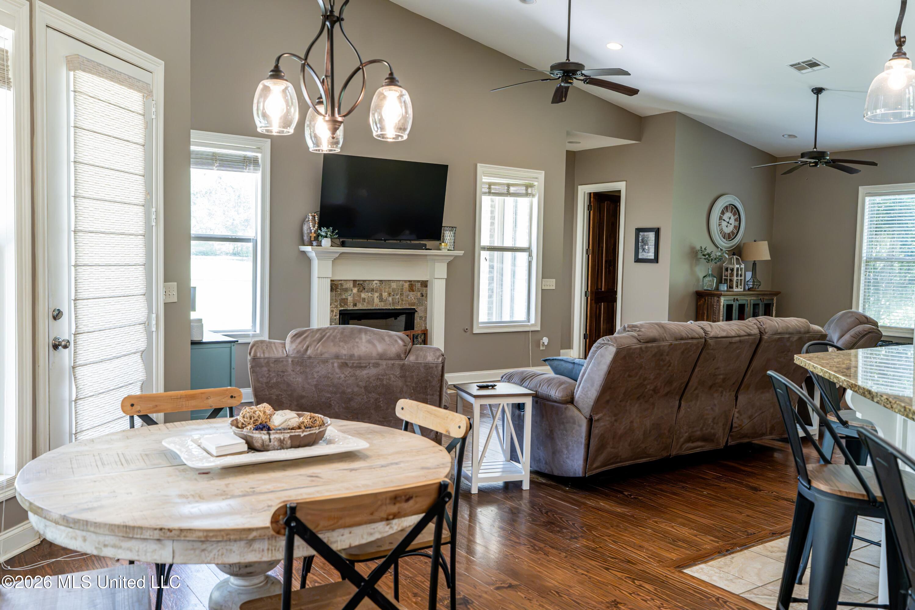 6926 Moak Road Property Photo 14