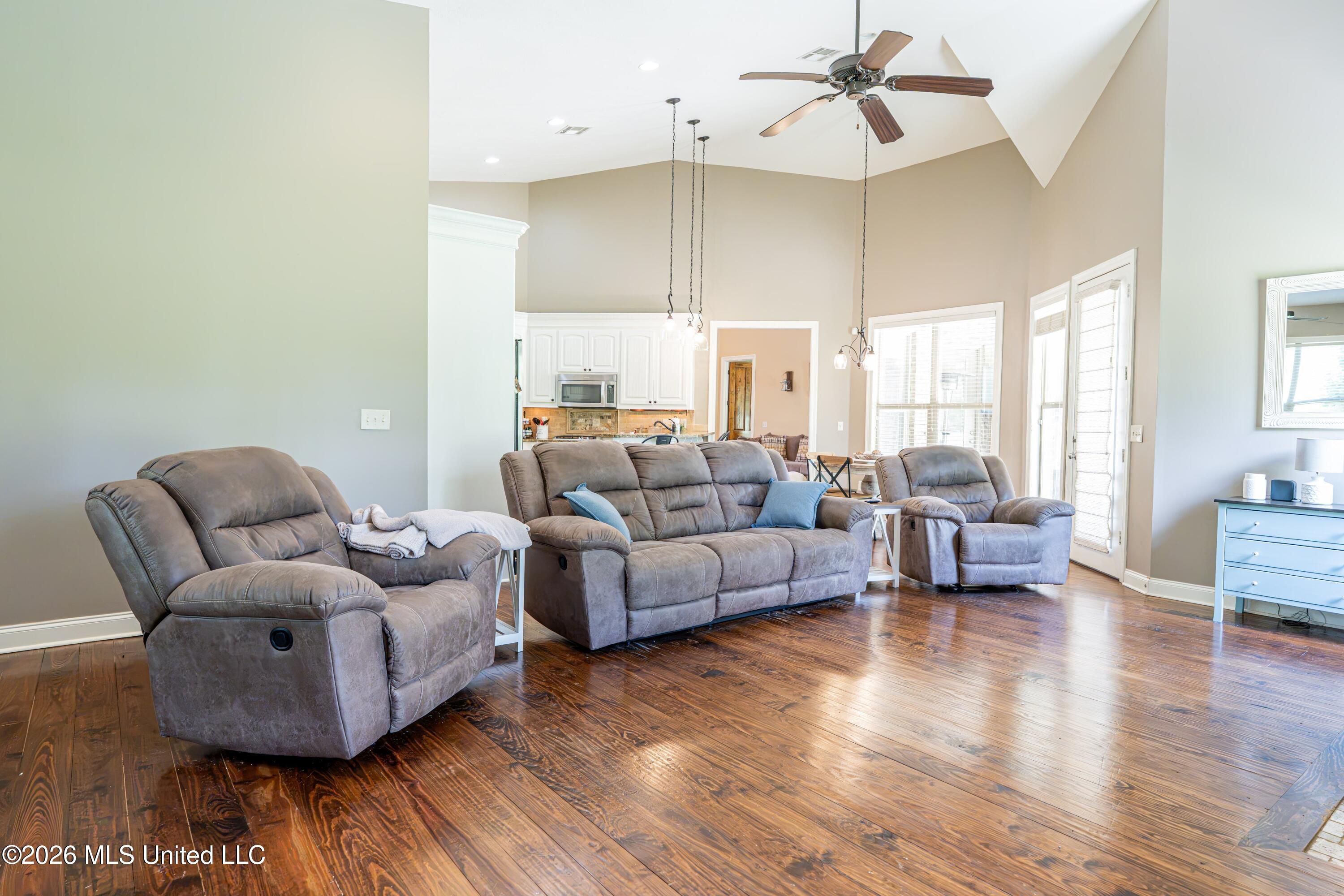 6926 Moak Road Property Photo 16