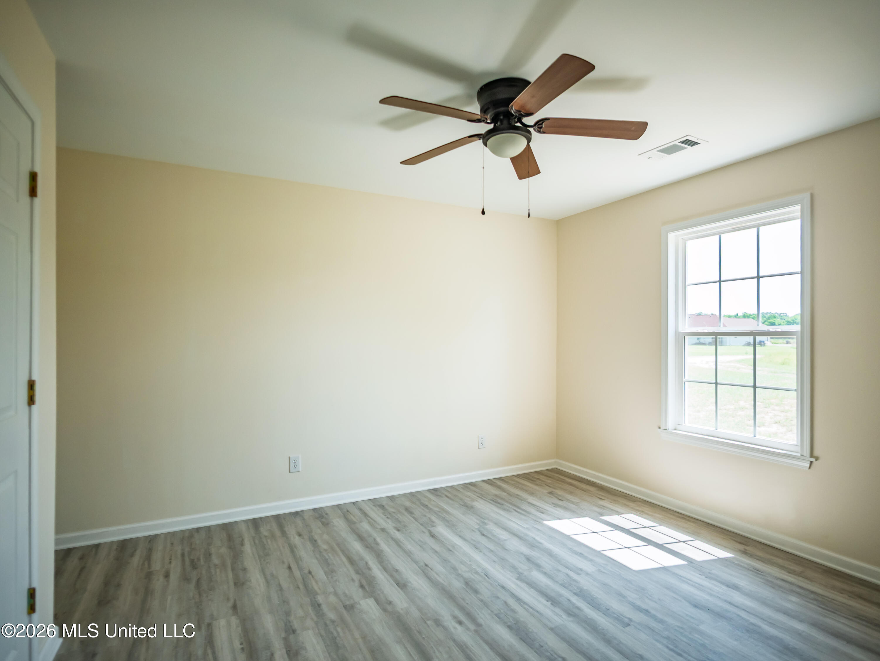 71b Parker Road Property Photo 1