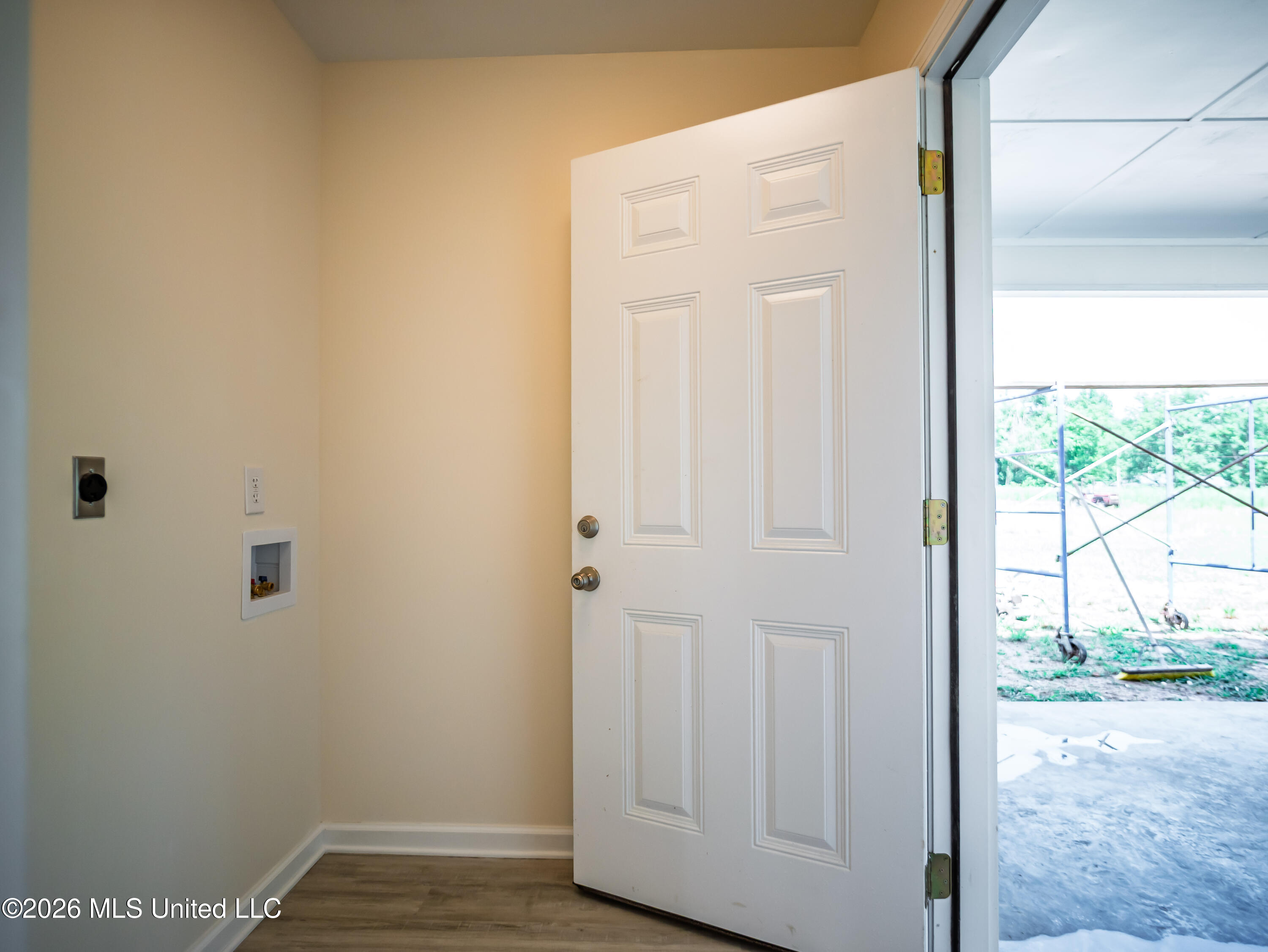 71b Parker Road Property Photo 11